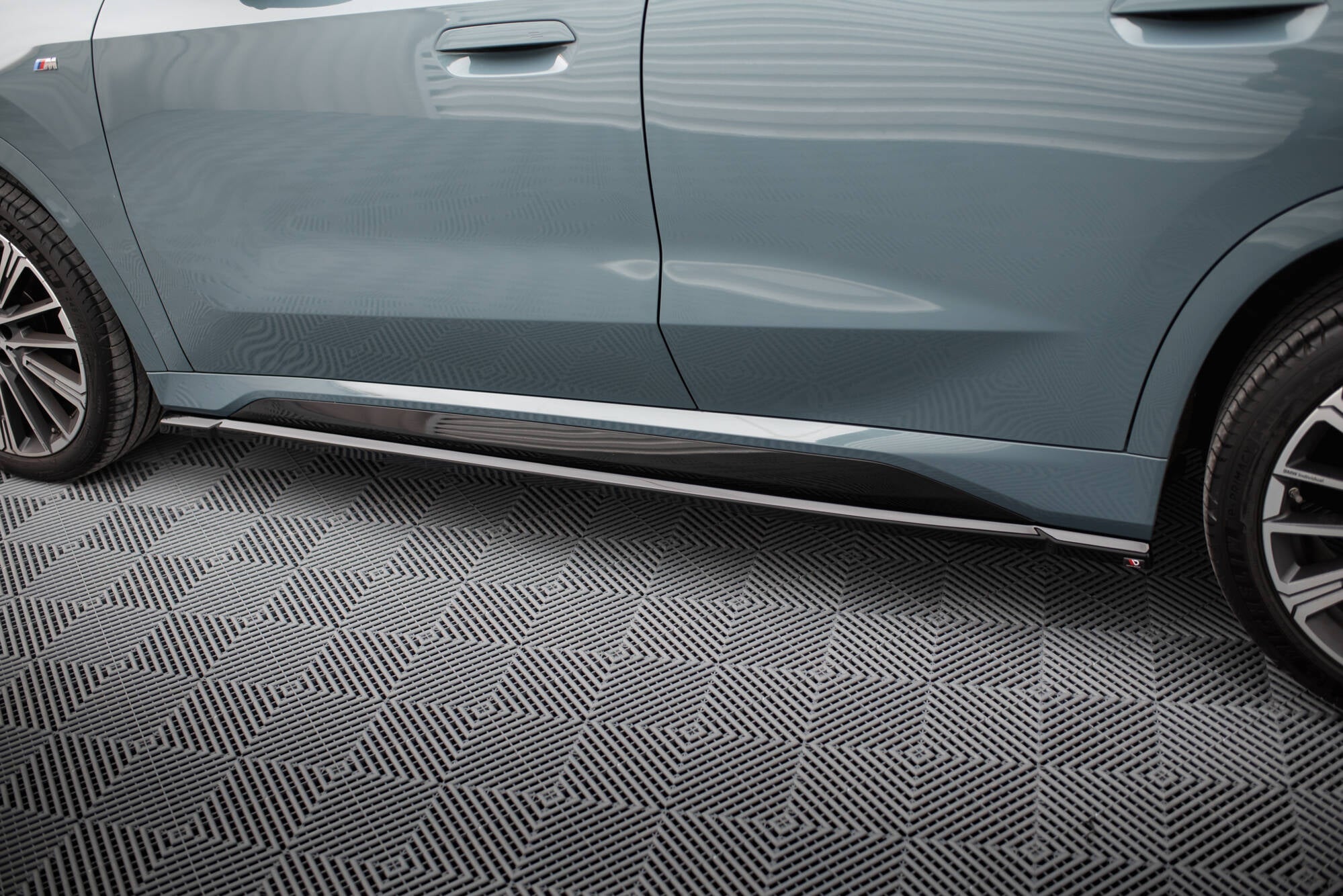 Maxton Design BMW X1 M-Pack U11 Side Skirts