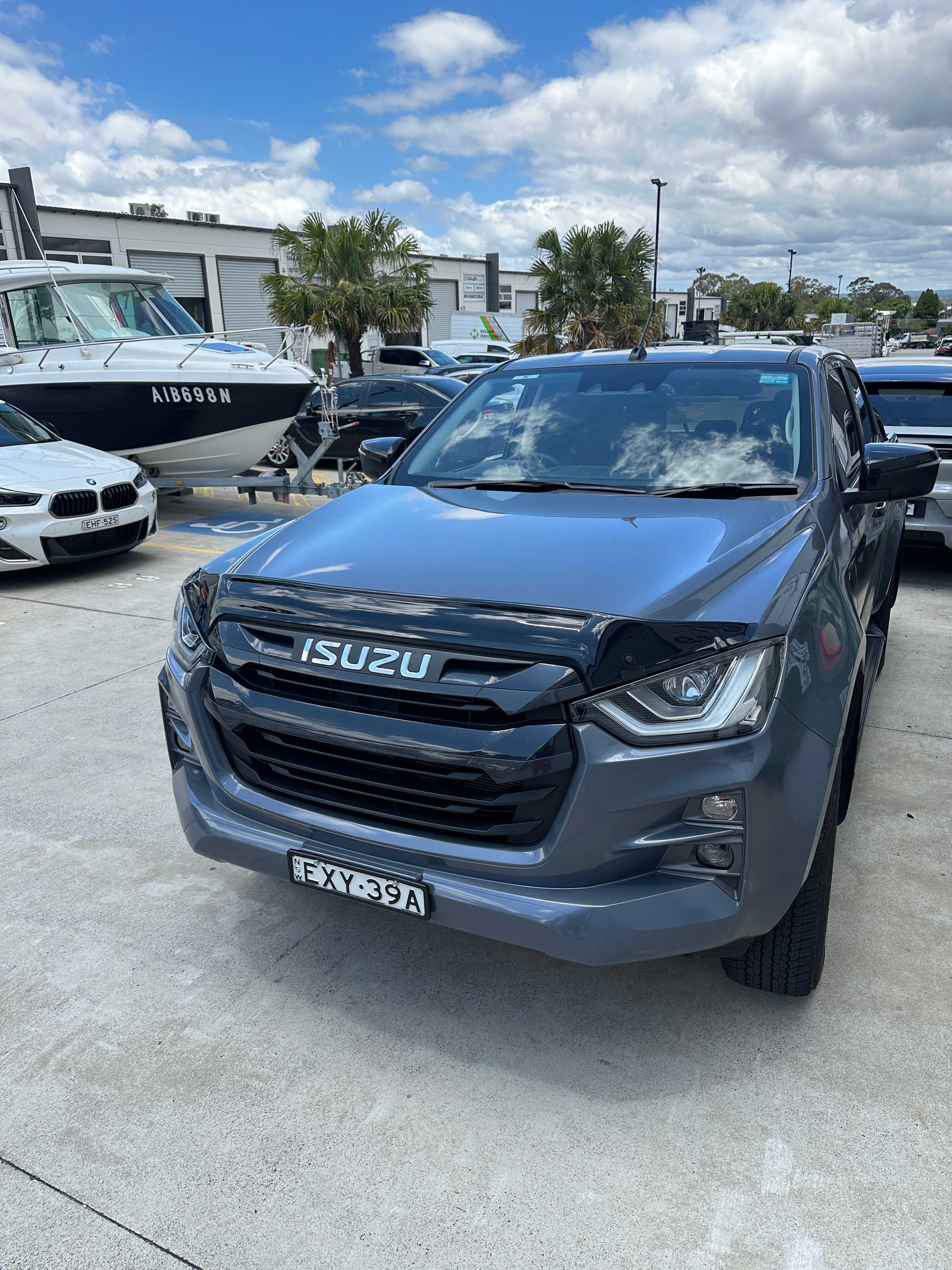 BONNET SHIELD / BONNET PROTECTOR FOR ISUZU D-MAX 2020+