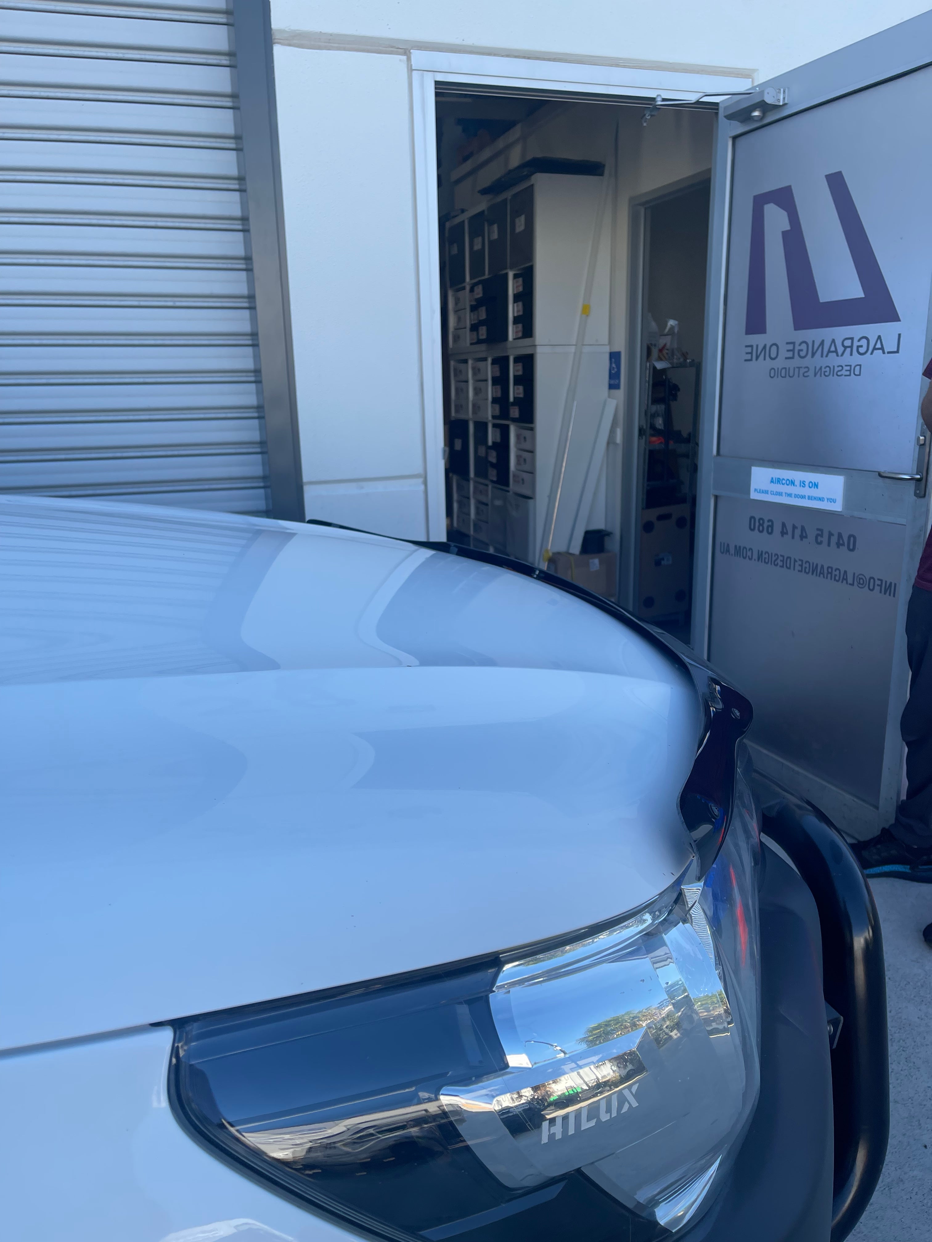 BONNET SHIELD / BONNET PROTECTOR FOR TOYOTA HILUX REVO (OEM style) 2015 - 2019