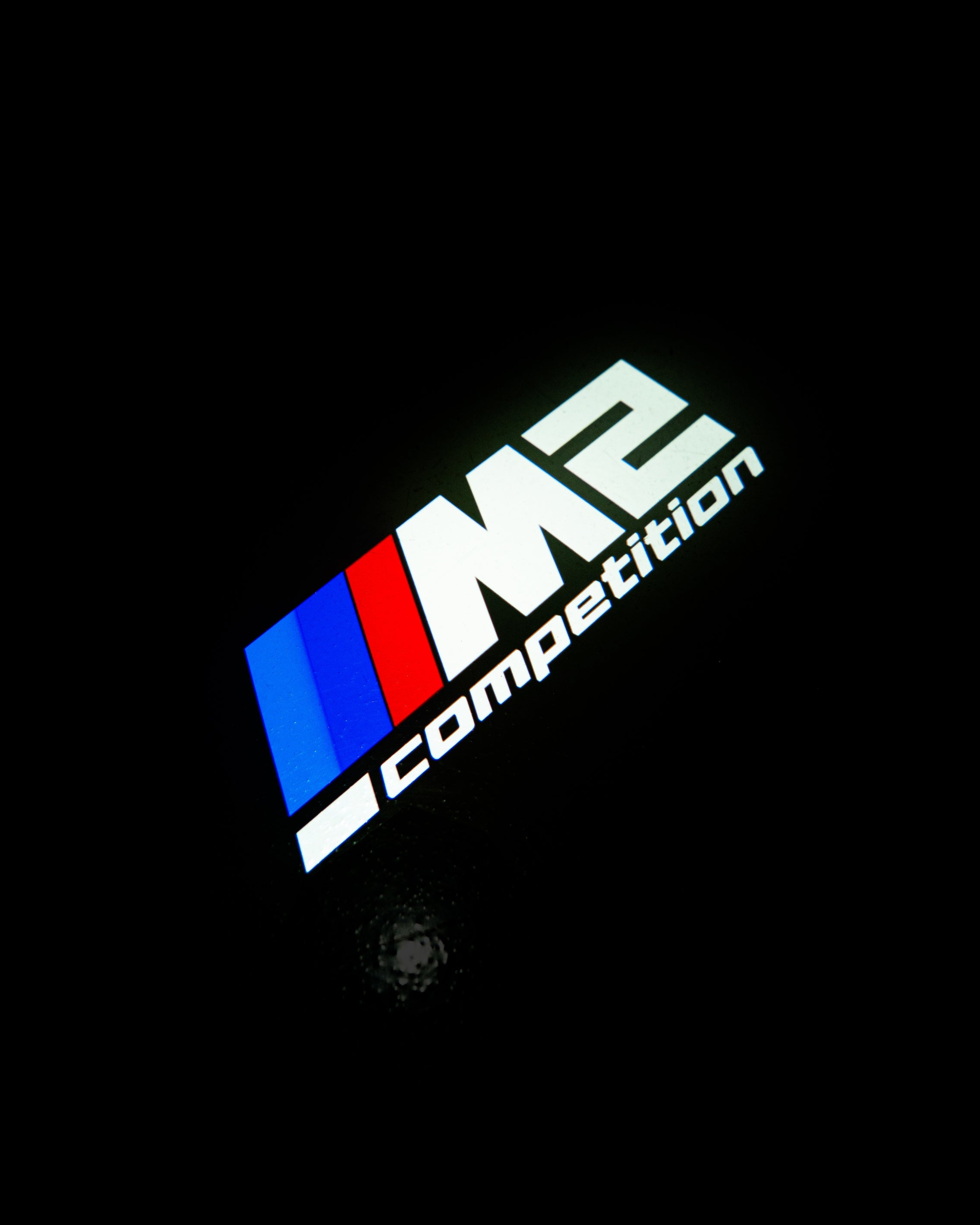 LED LOGO DOOR LIGHTS : BMW G SERIES - iilumo