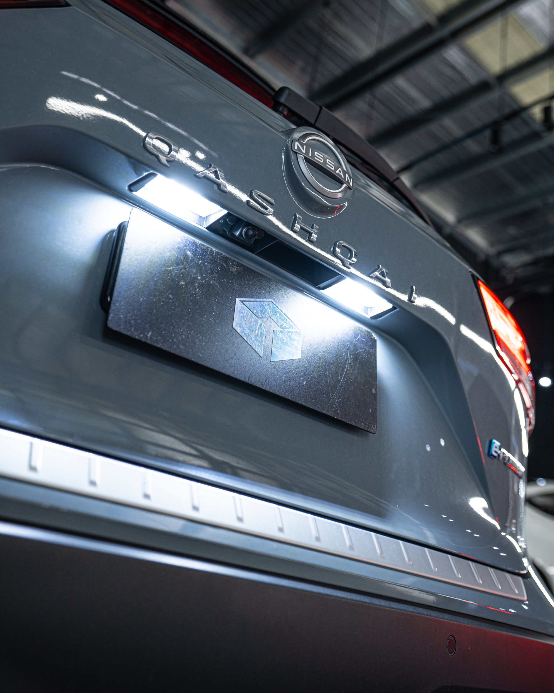 NUMBER PLATE LIGHTS : NISSAN QASHQAI - iilumo