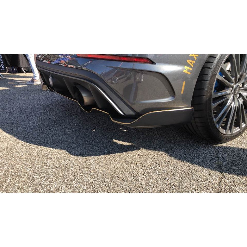 Maxton Design Ford Focus 3 RS 'Aero' Central Rear Splitters