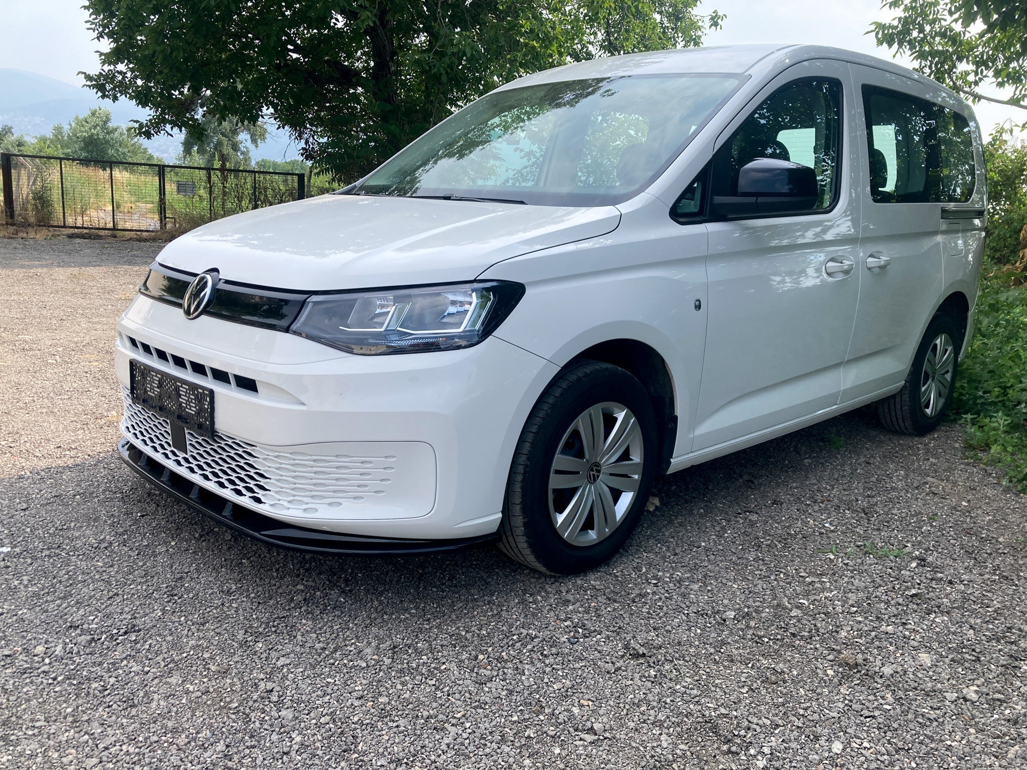 Front Splitter VW Caddy MK5 2021+ Version 2