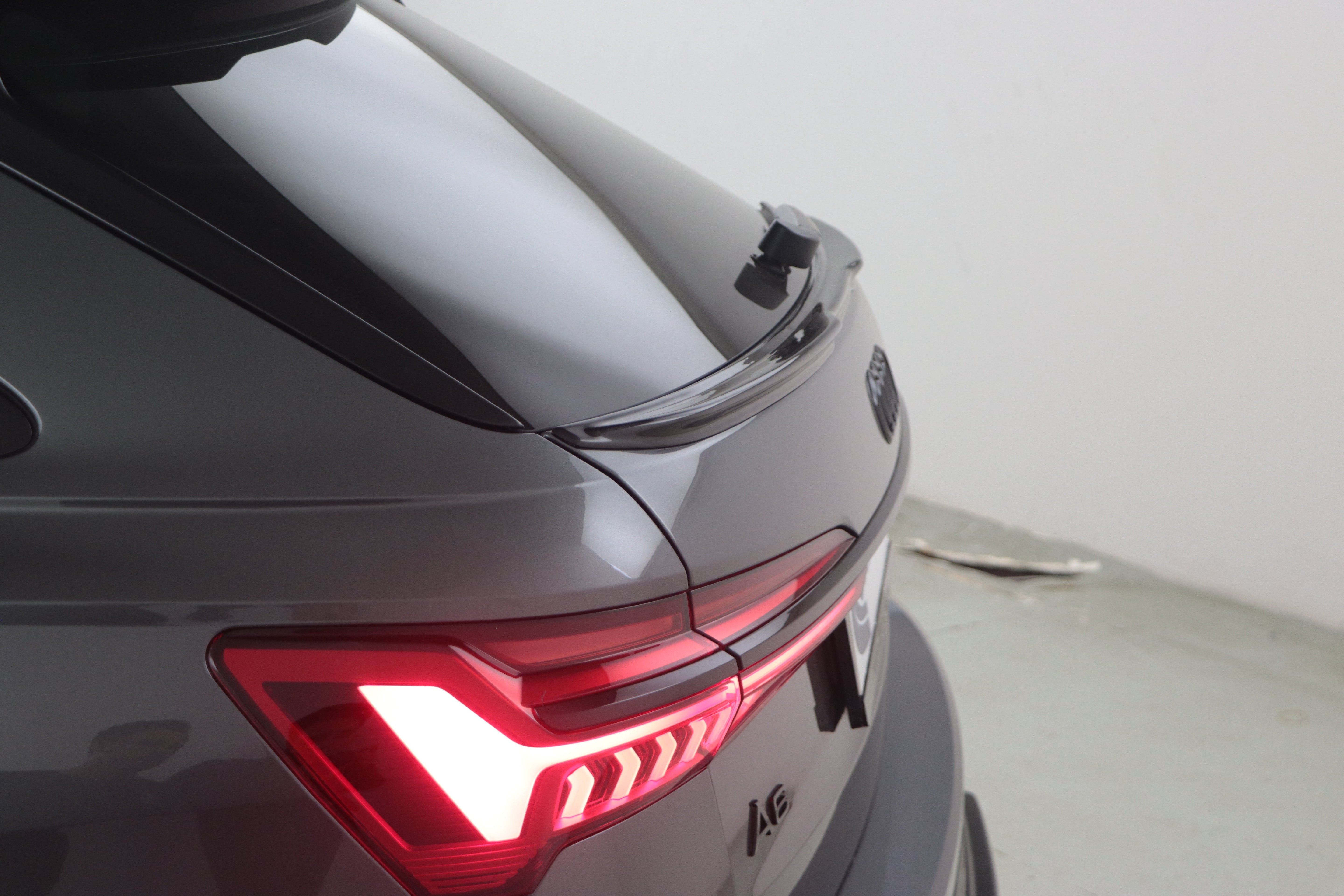 Trunk Spoiler AUDI S6 C8 Avant 2019+