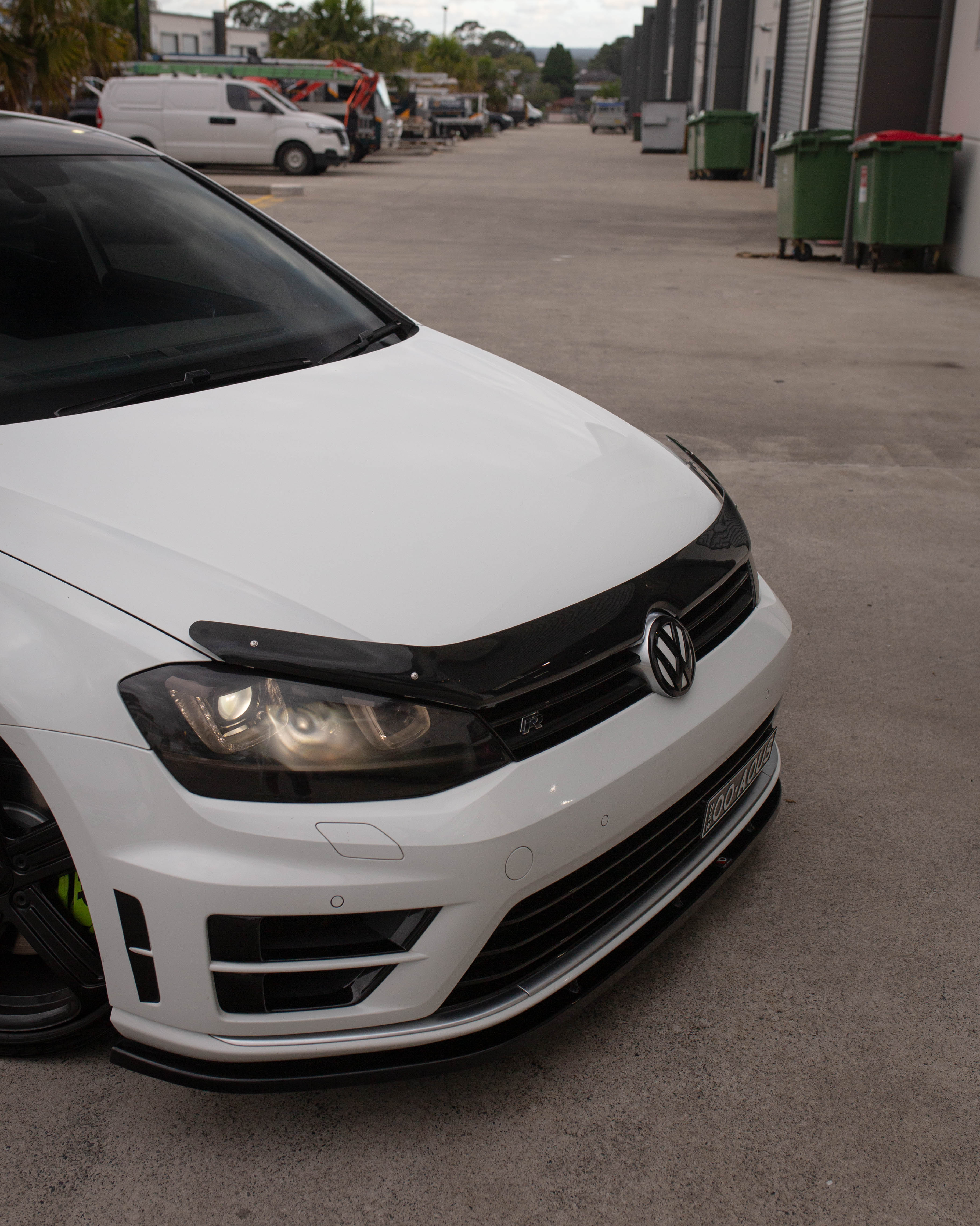 BONNET SHIELD / BONNET PROTECTOR FOR Volkswagen Golf MK7 and 7.5 (4 door & 2 door)