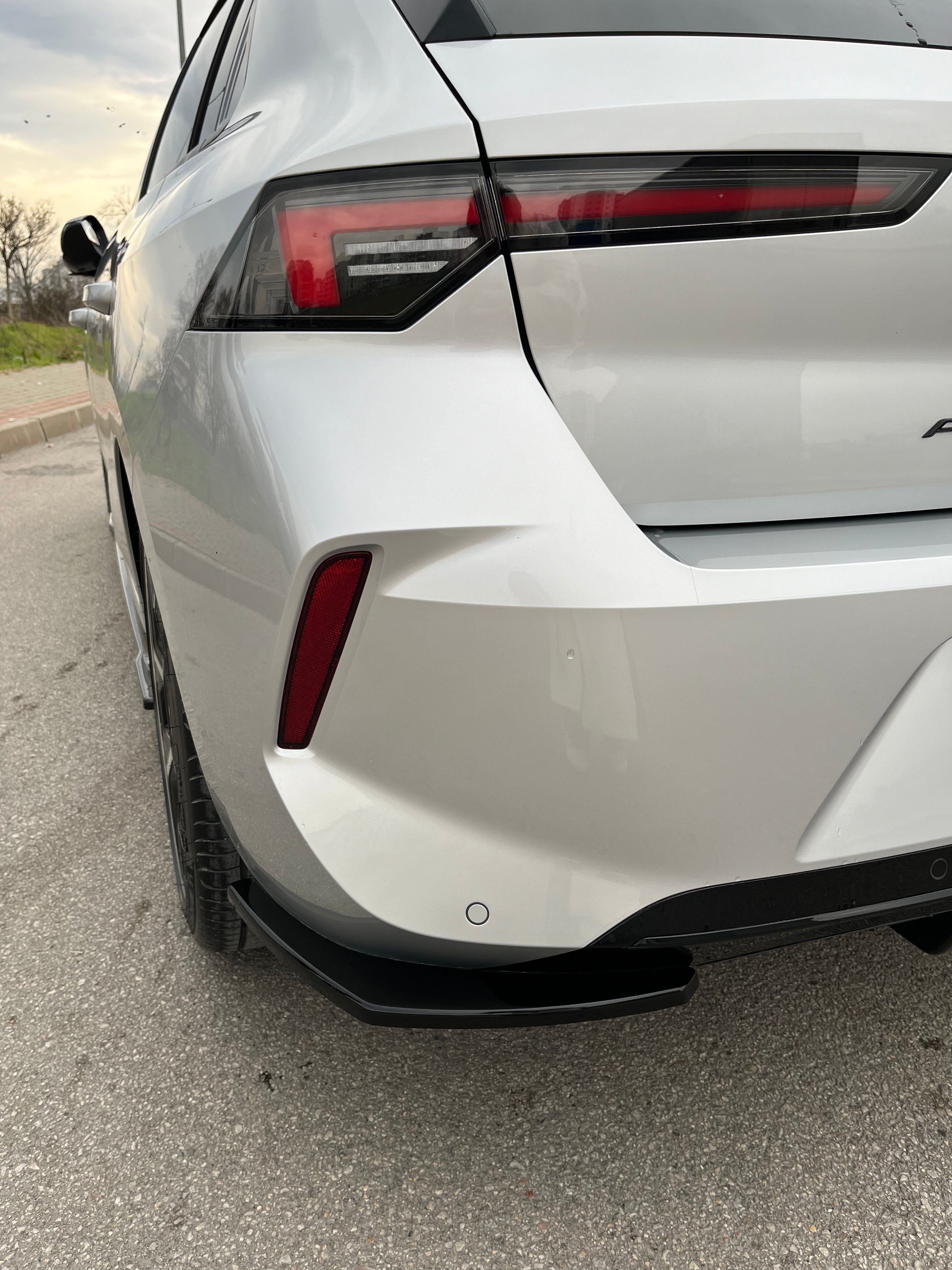 Rear Side Splitters OPEL Astra L 2020+
