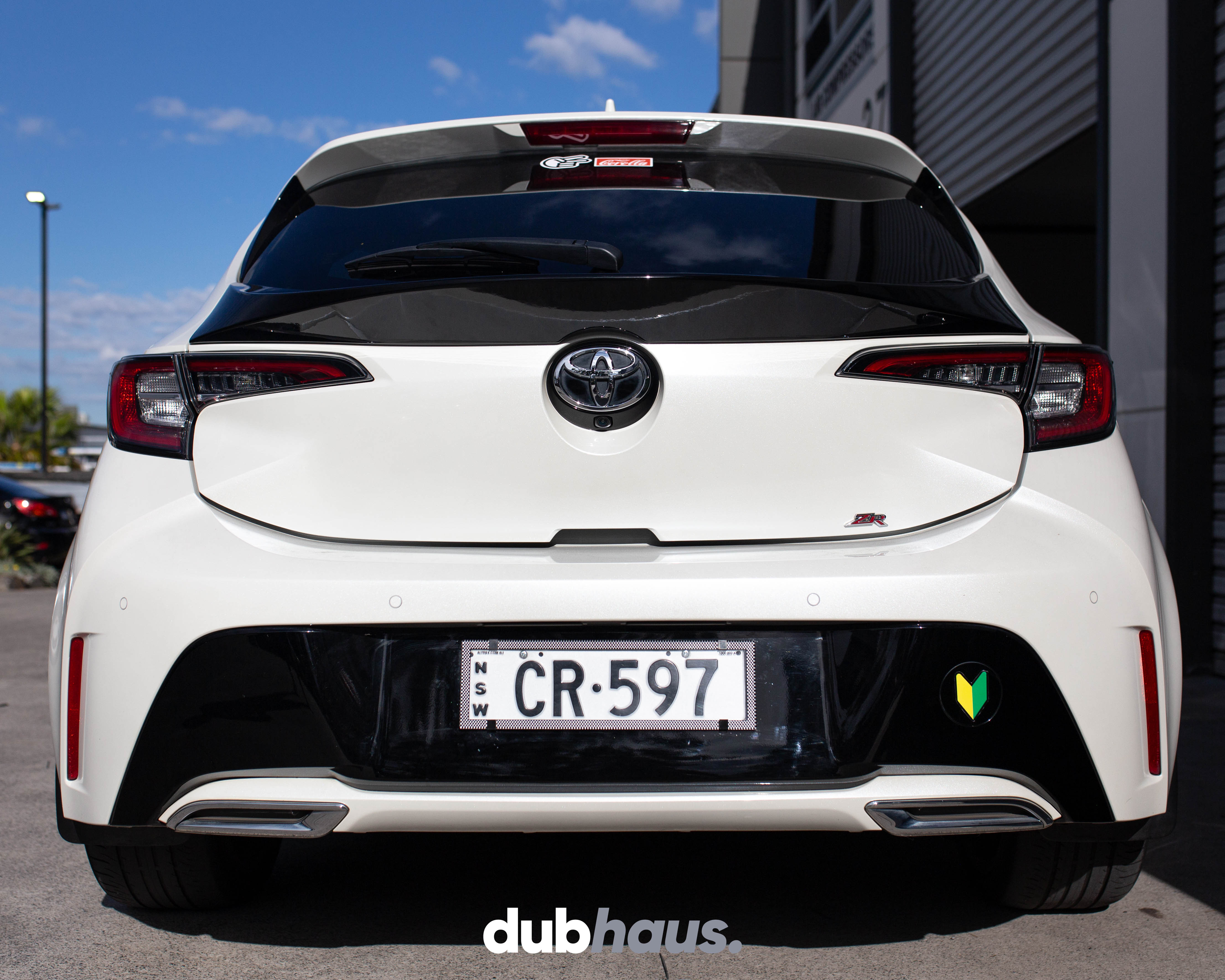 Toyota Corolla 18+ T-R Style Mid Spoiler Hatchback E210