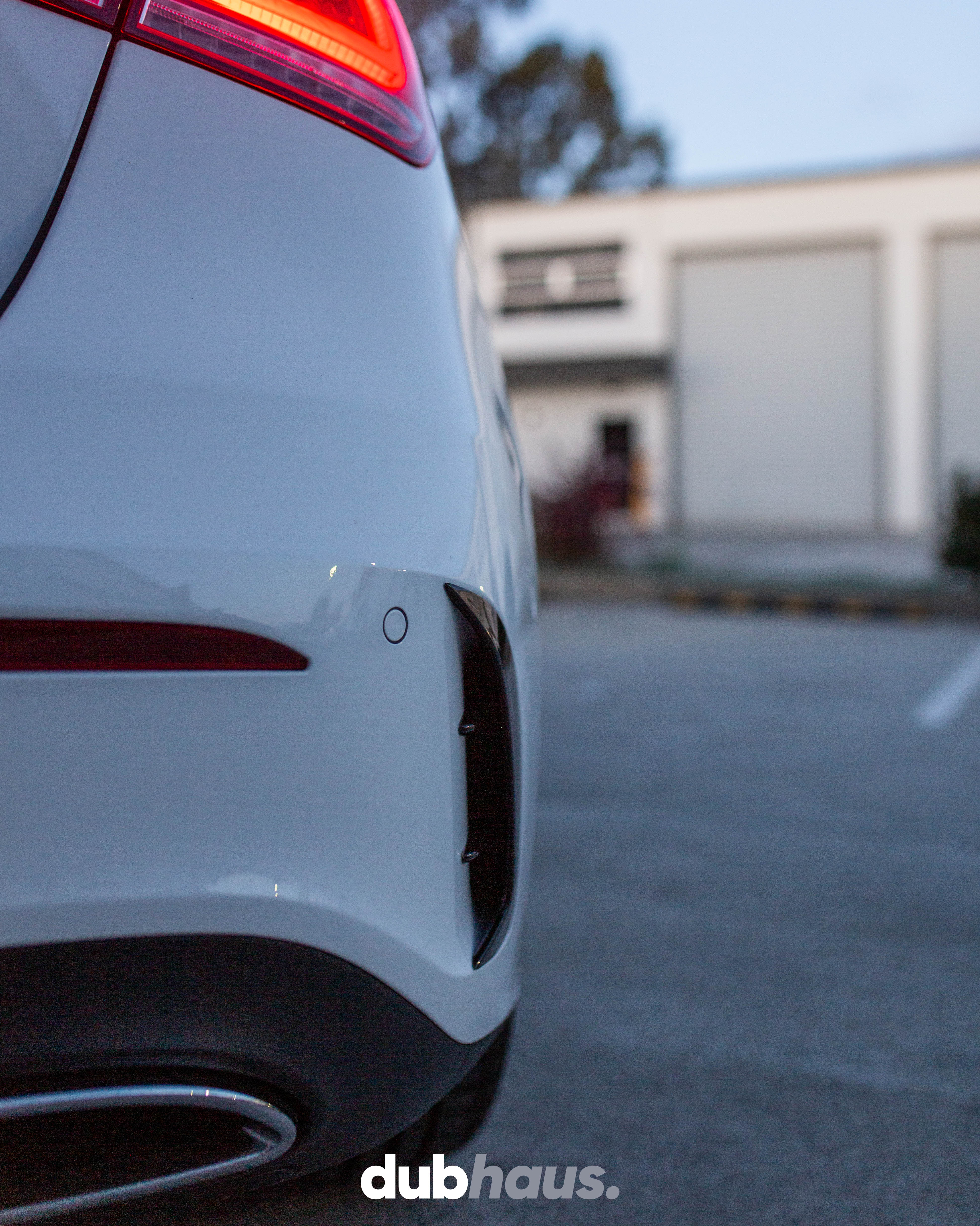 Mercedes Benz A Class W177 AMG Style ABS Rear Bumper Vents (Gloss Black)