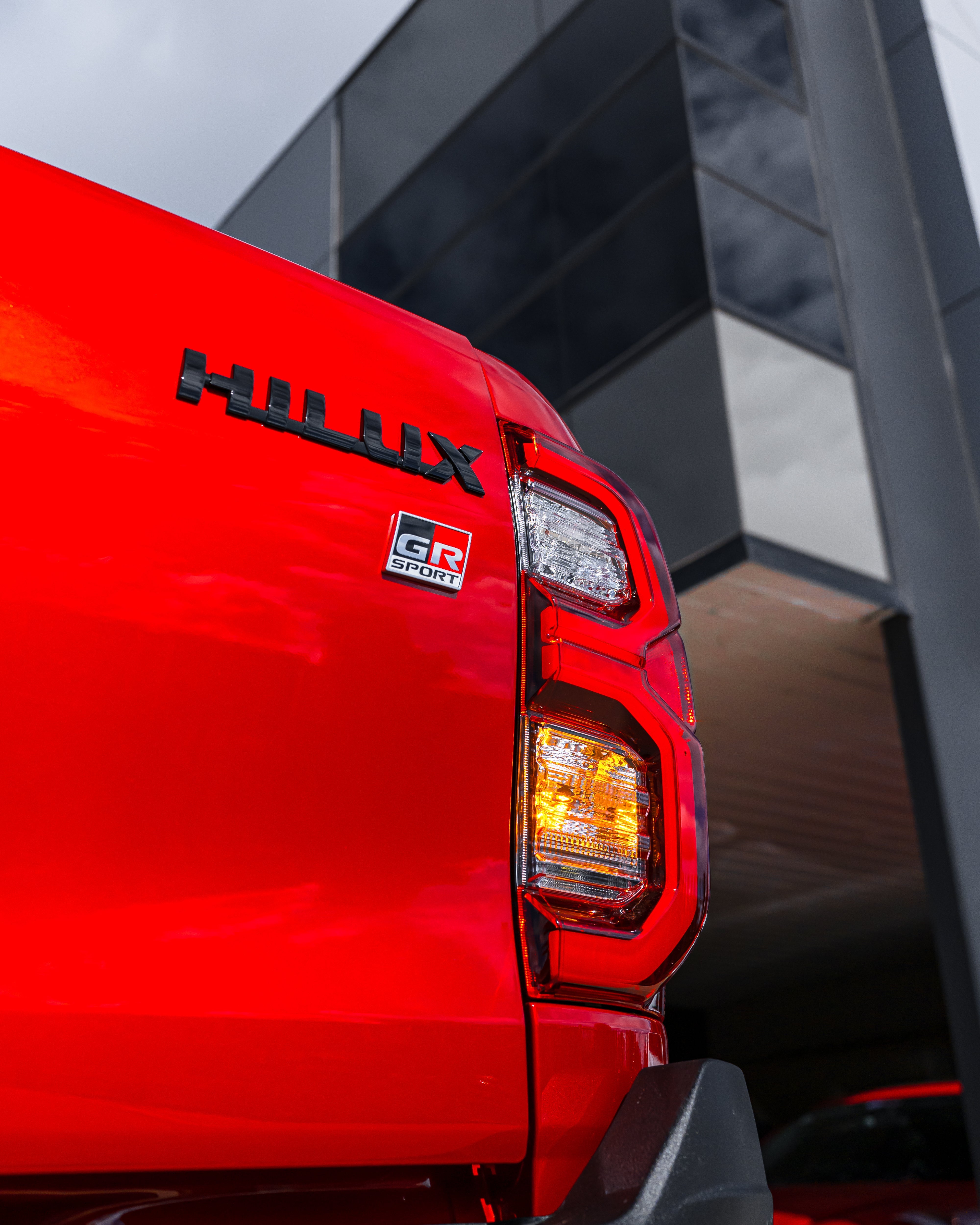 TOYOTA HILUX GR : LED PACKAGE - iilumo