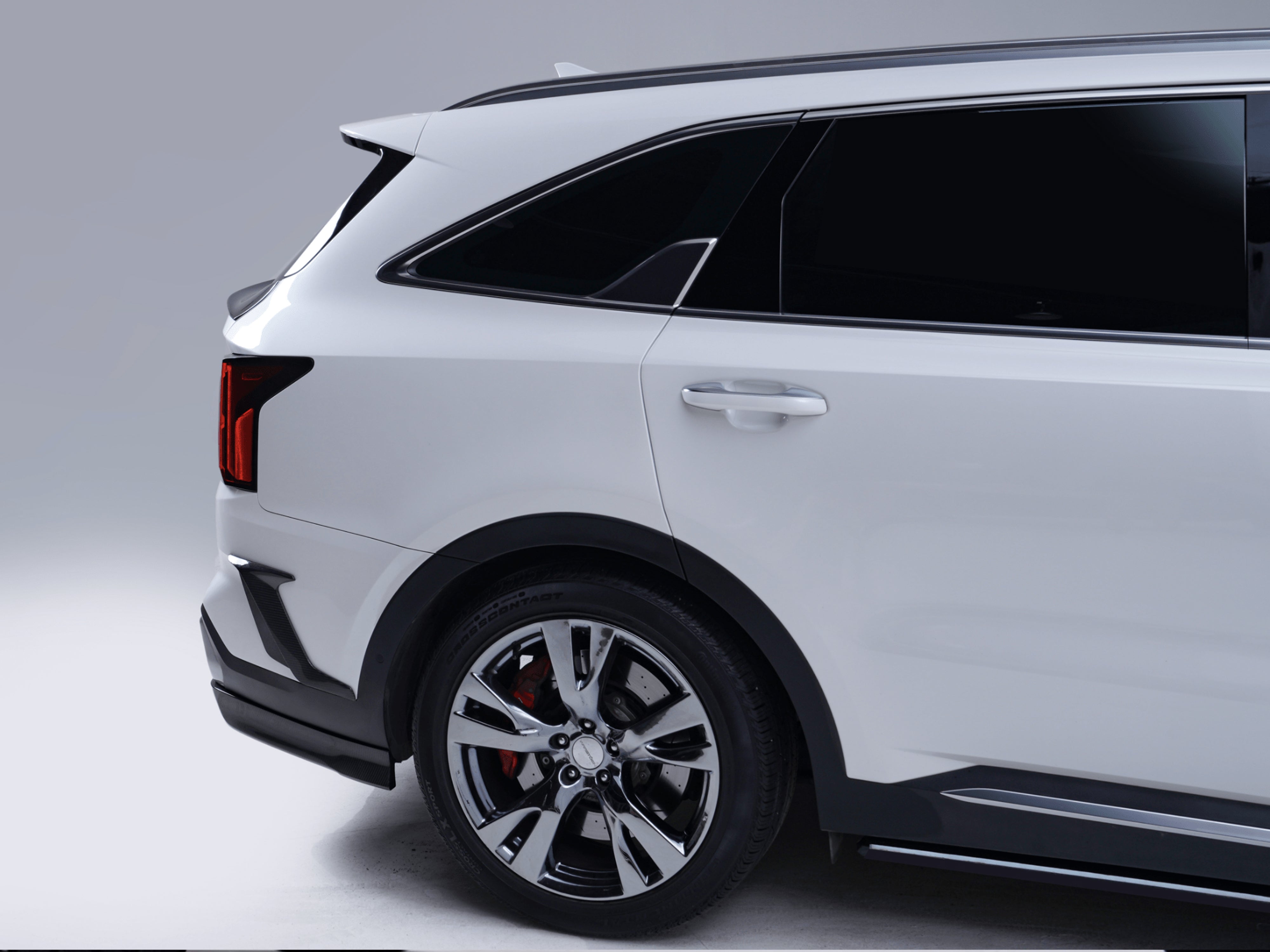 Kia Sorento (MQ4) carbon fiber rear vent cover - ADRO