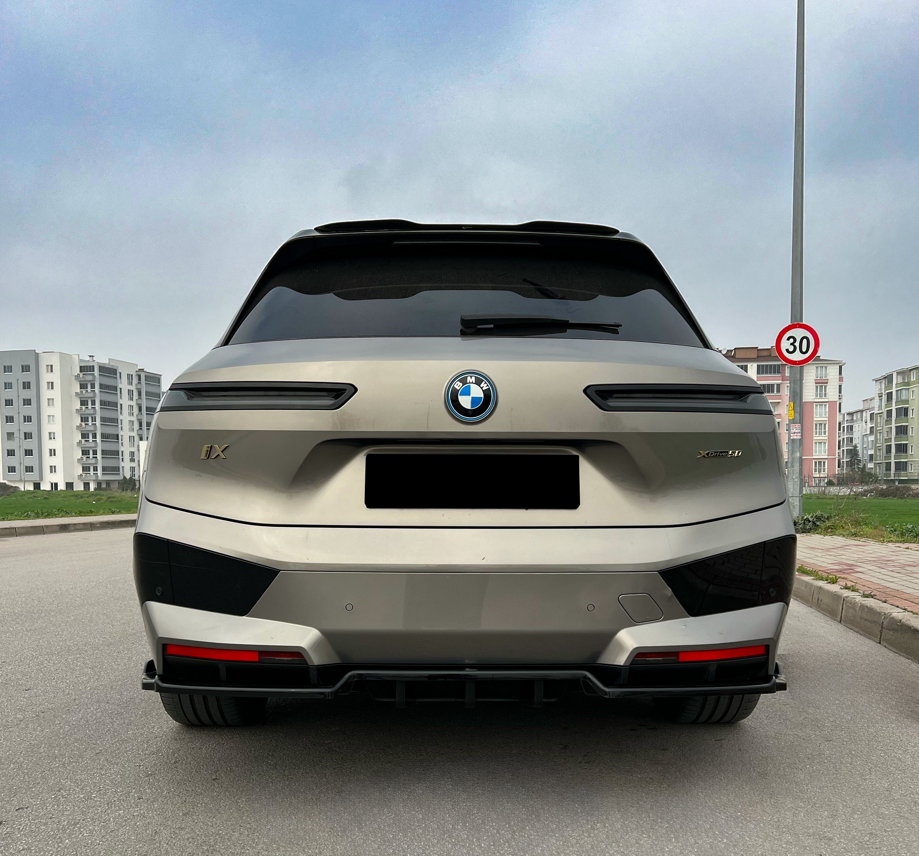 Spoiler Cap BMW iX M-Pack i20 2019+
