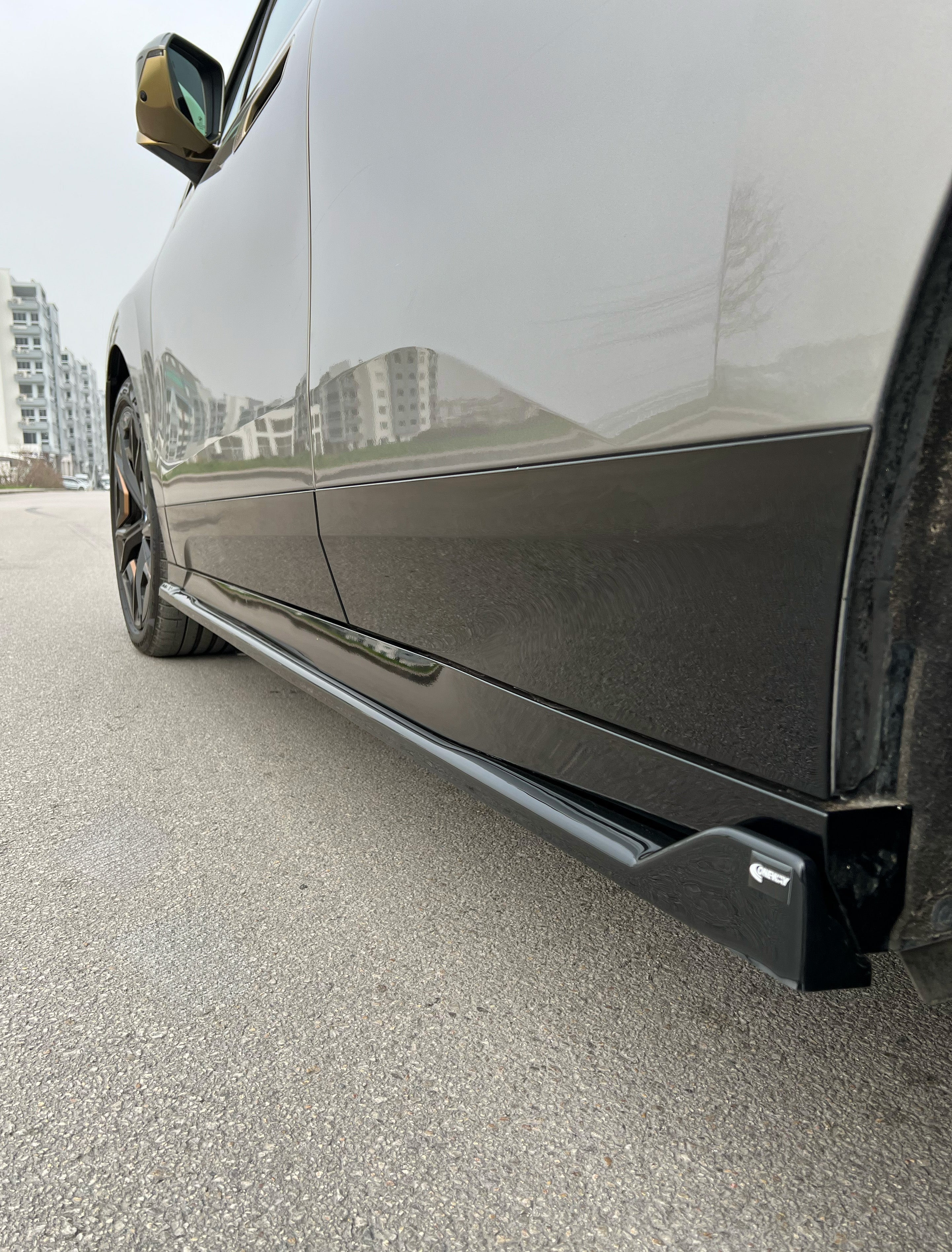 Side Skirts BMW iX M-Pack i20 2021+