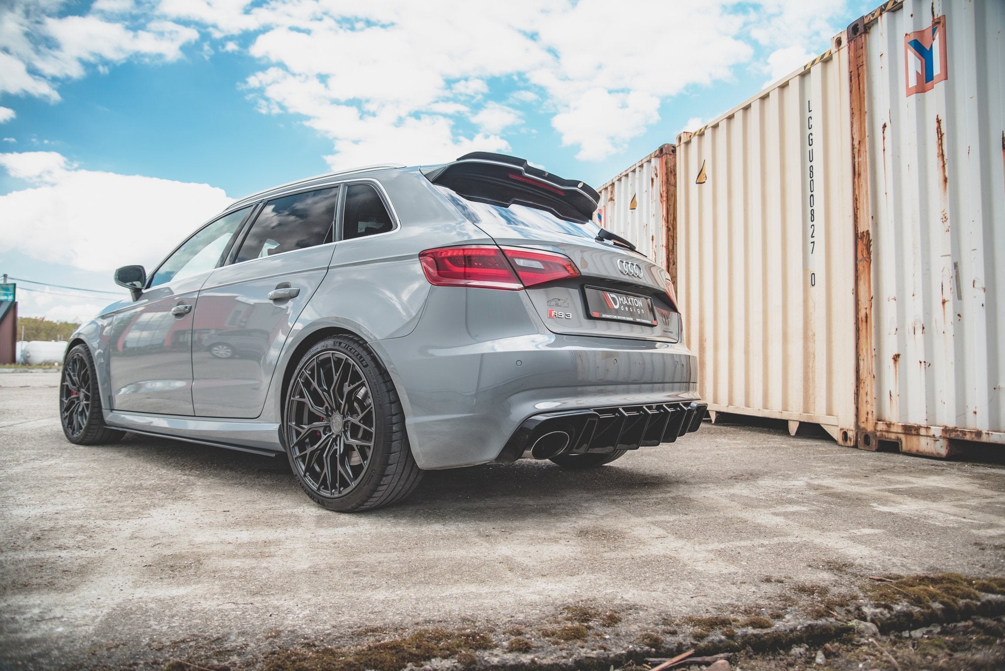 Maxton Design Audi RS3 8V Sportback Front Lip V1 + Side Skirts + Diffuser (Pre-Facelift)