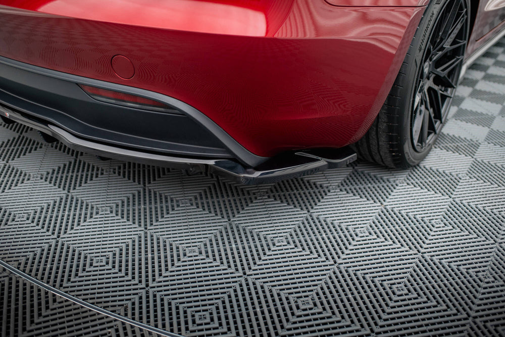 Maxton Design Rear Splitter (with vertical bars) V.1 Tesla Model 3 Project Highland (Facelift)