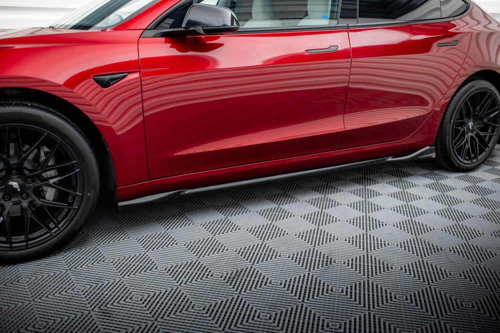 Maxton Design Tesla Model 3 Mk1 / Mk1 Side Skirts V1 (Facelift)