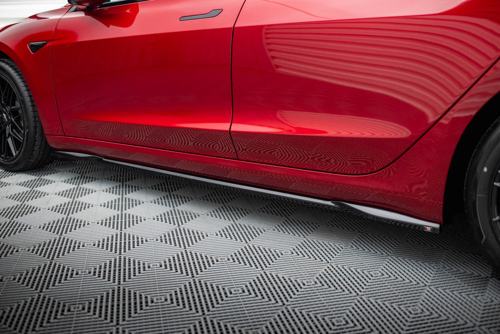 Maxton Design Side Skirts Diffusers V.2 Tesla Model 3 Mk1 / Mk1 Facelift