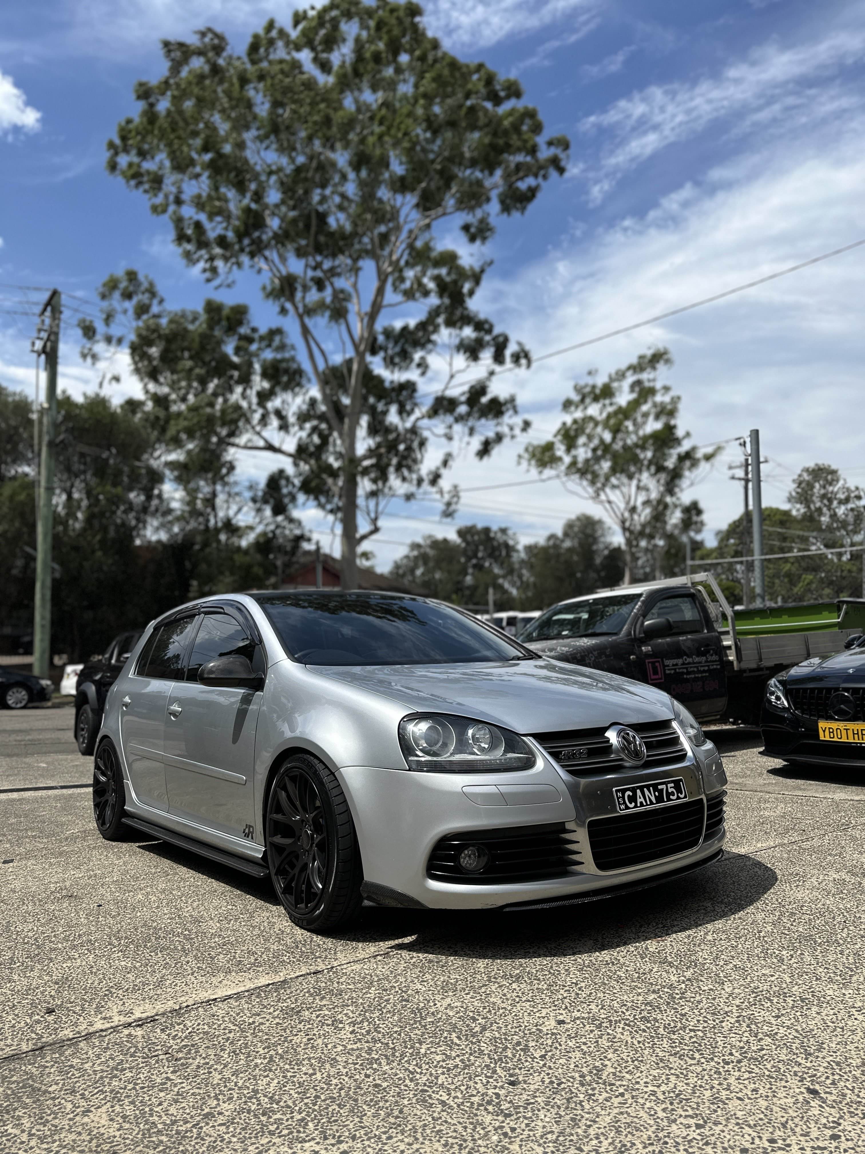 Weather Shield / Window Visor for 2003-2009 VW GOLF MK5 (5 door)