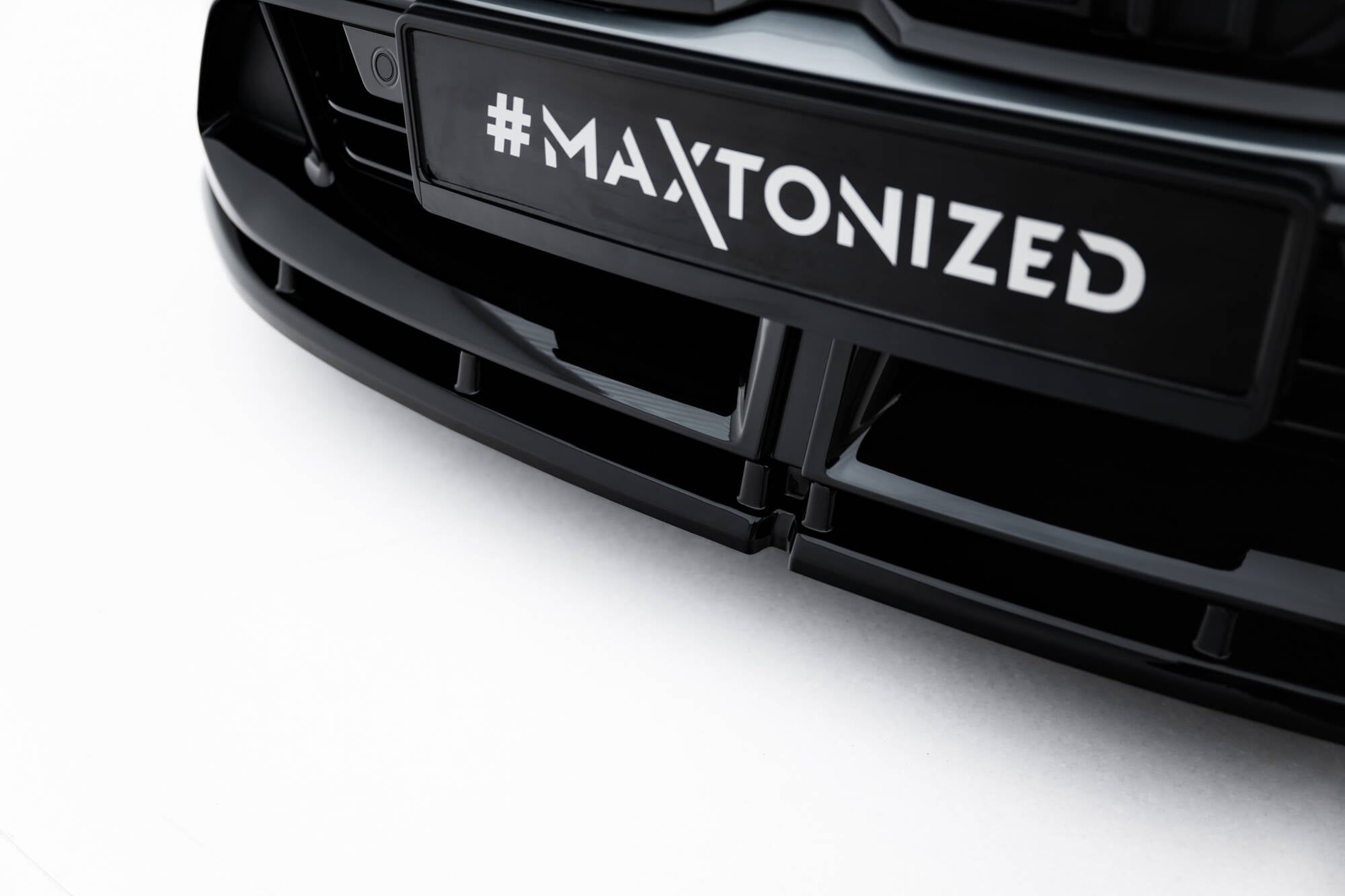 Maxton Design Front Splitter V.1 BMW M135i / M-Pack F70