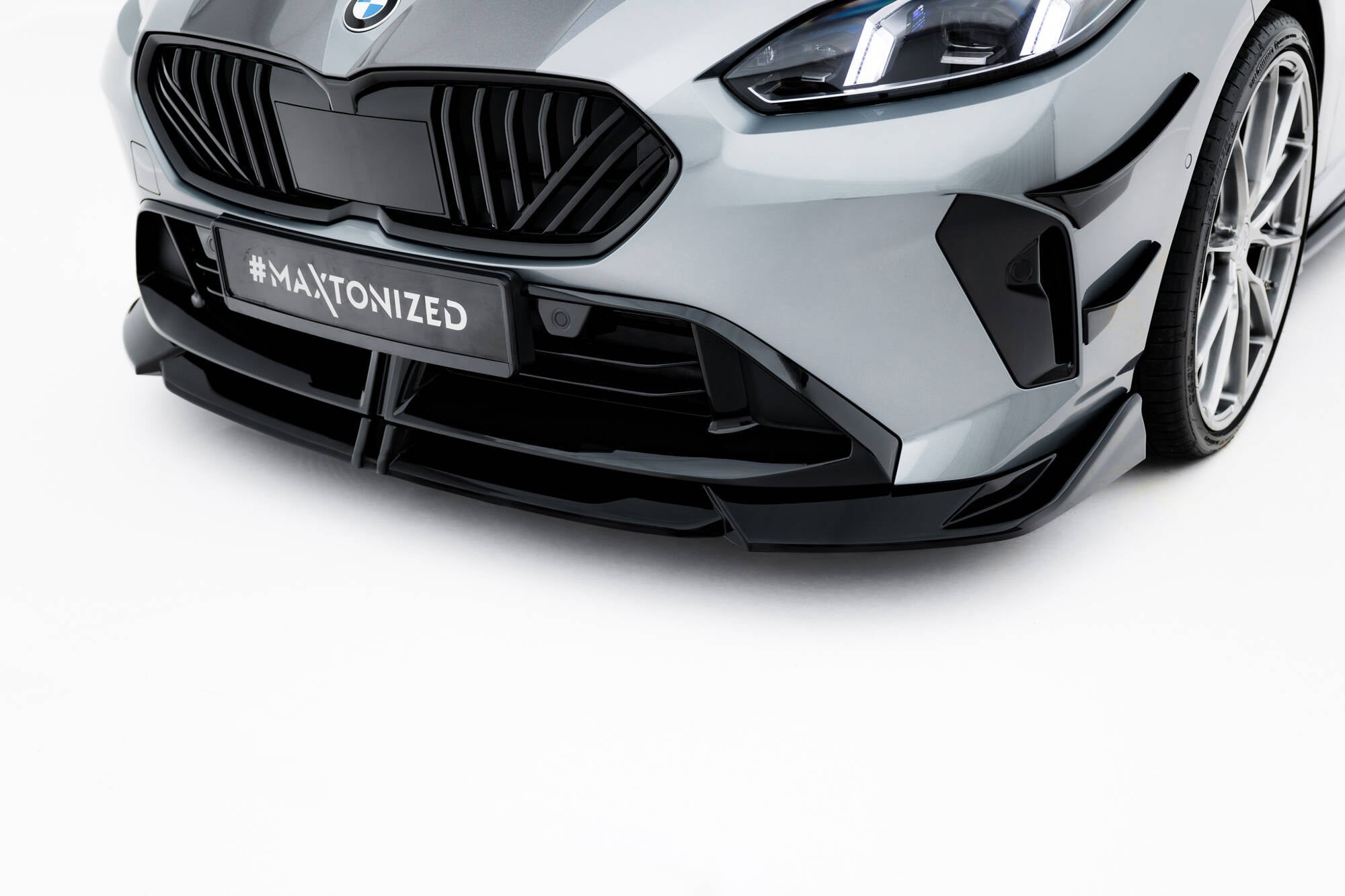 Maxton Design Front Splitter V.2 BMW M135i / M-Pack F70