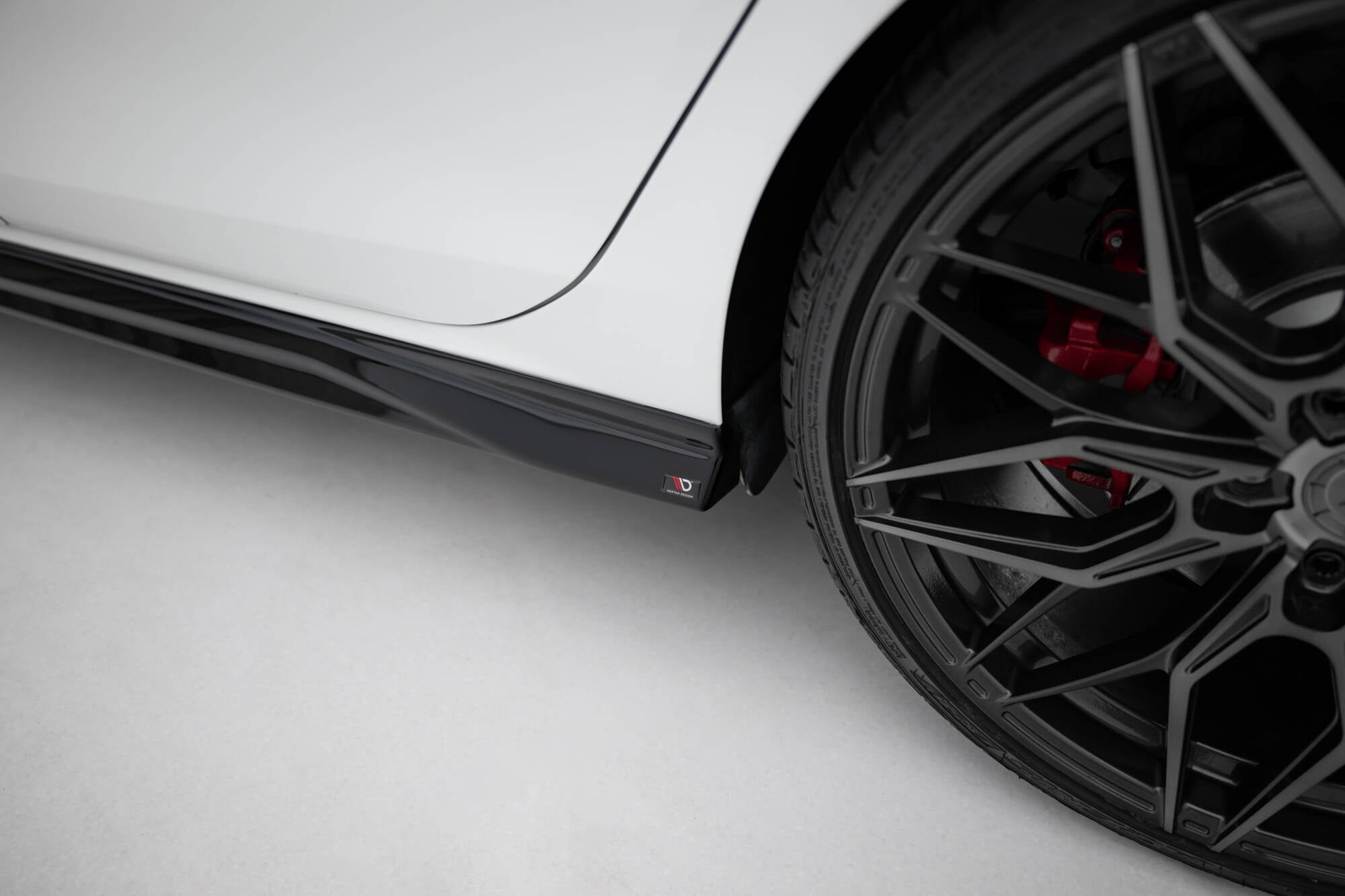 Maxton Design Side Skirts Diffusers V.3 Volkswagen Golf GTI / GTE / GTI Clubsport / GTD / R-Line Mk8