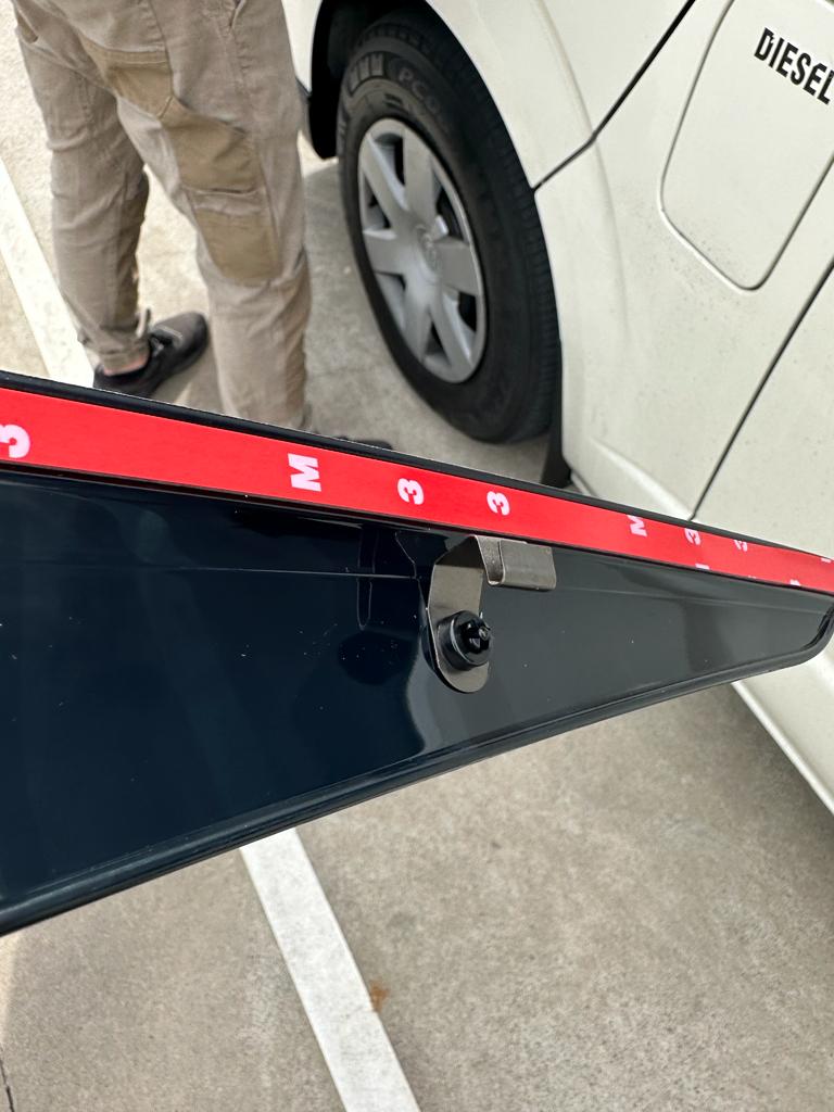 Weather Shield / Window Visor for TOYOTA HIACE 2004 - 2018