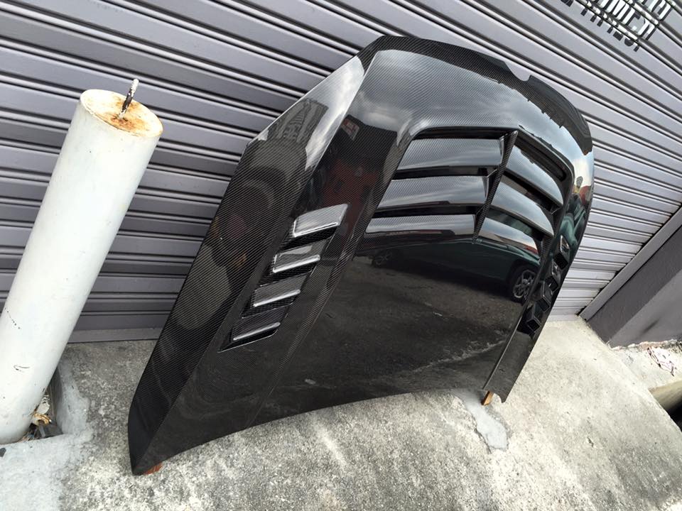 VRS Style Carbon Vented Bonnet to Suit VW GOLF MK7 & MK7.5 Platforms (Incl. GTI & R)