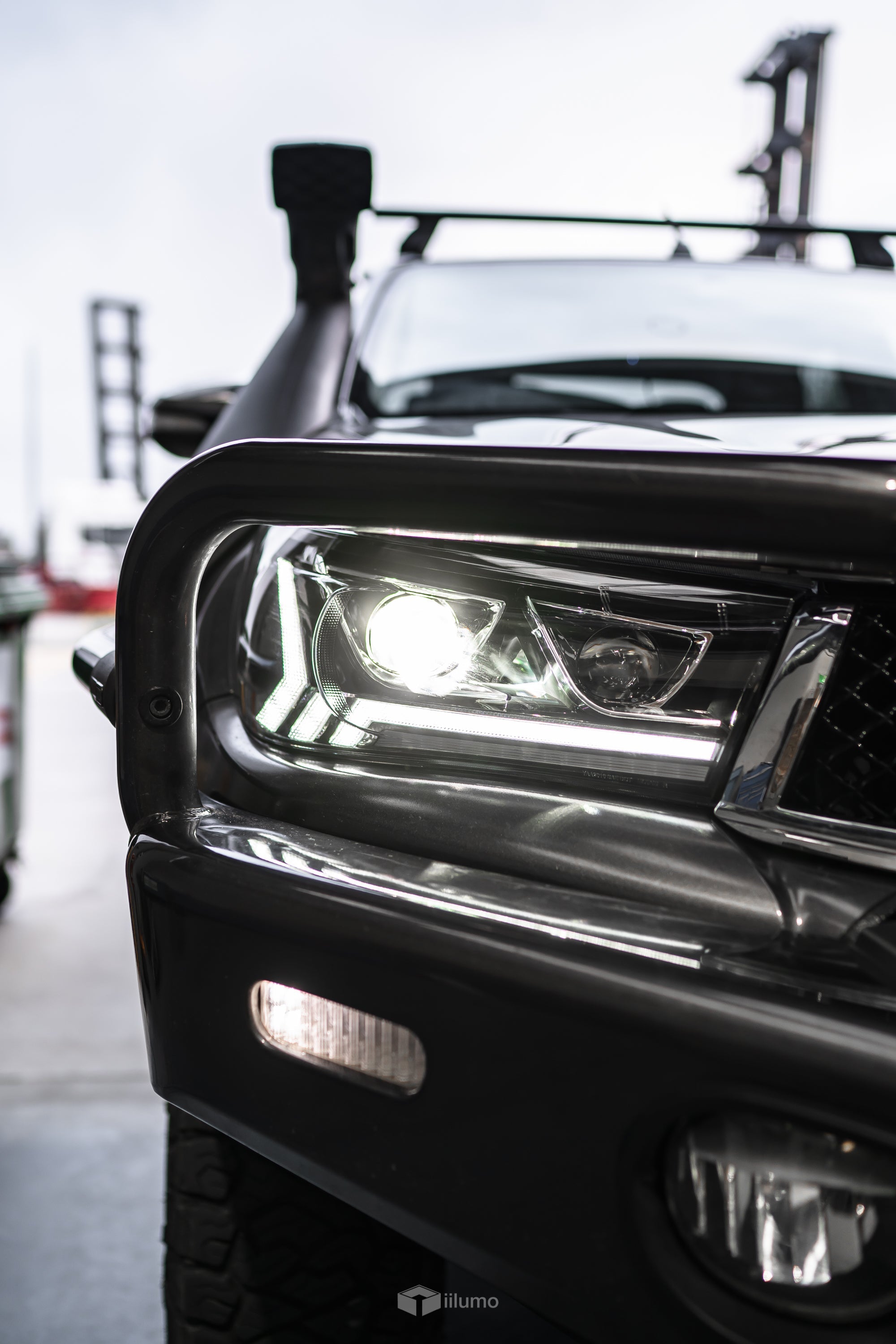 2015-2020 TOYOTA HILUX SEQUENTIAL LED HEADLIGHTS