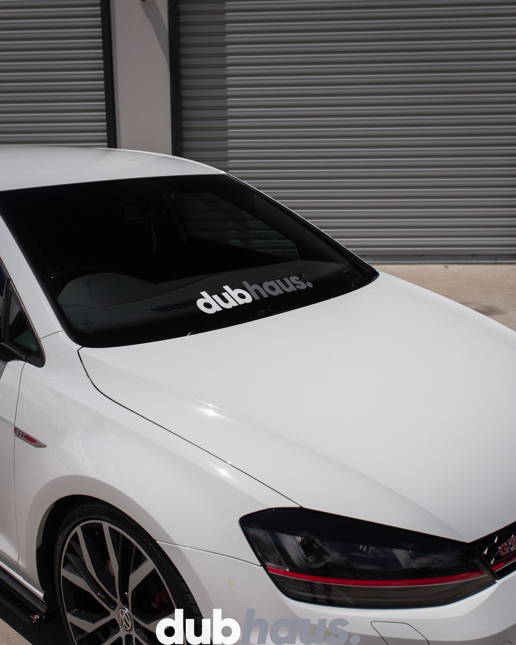 dubhaus. Windshield Banner