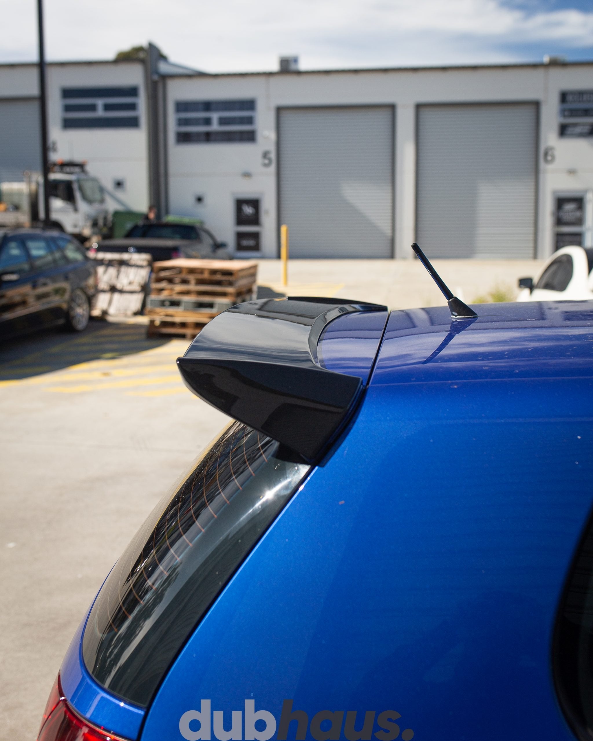 OSIR Style Wing for MK5 GTI & R32