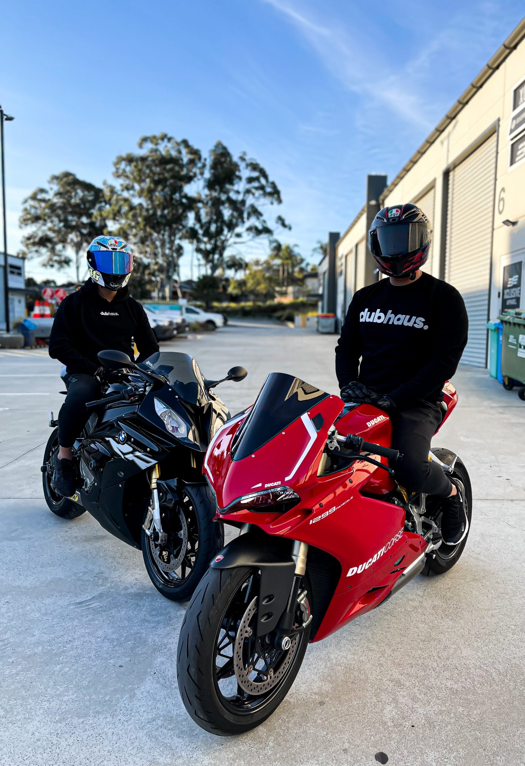 dubhaus. Logo Crewneck