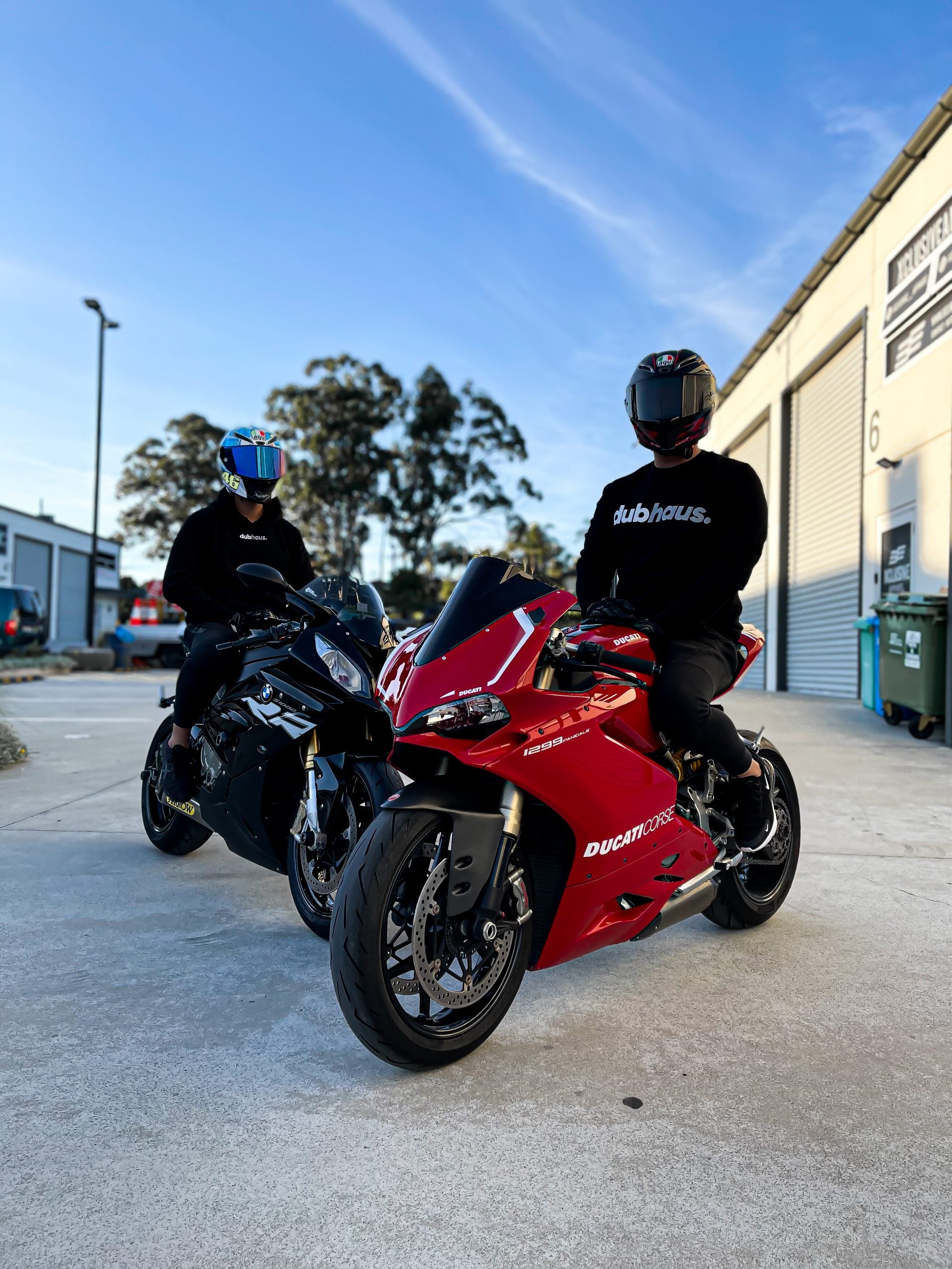 dubhaus. Logo Crewneck