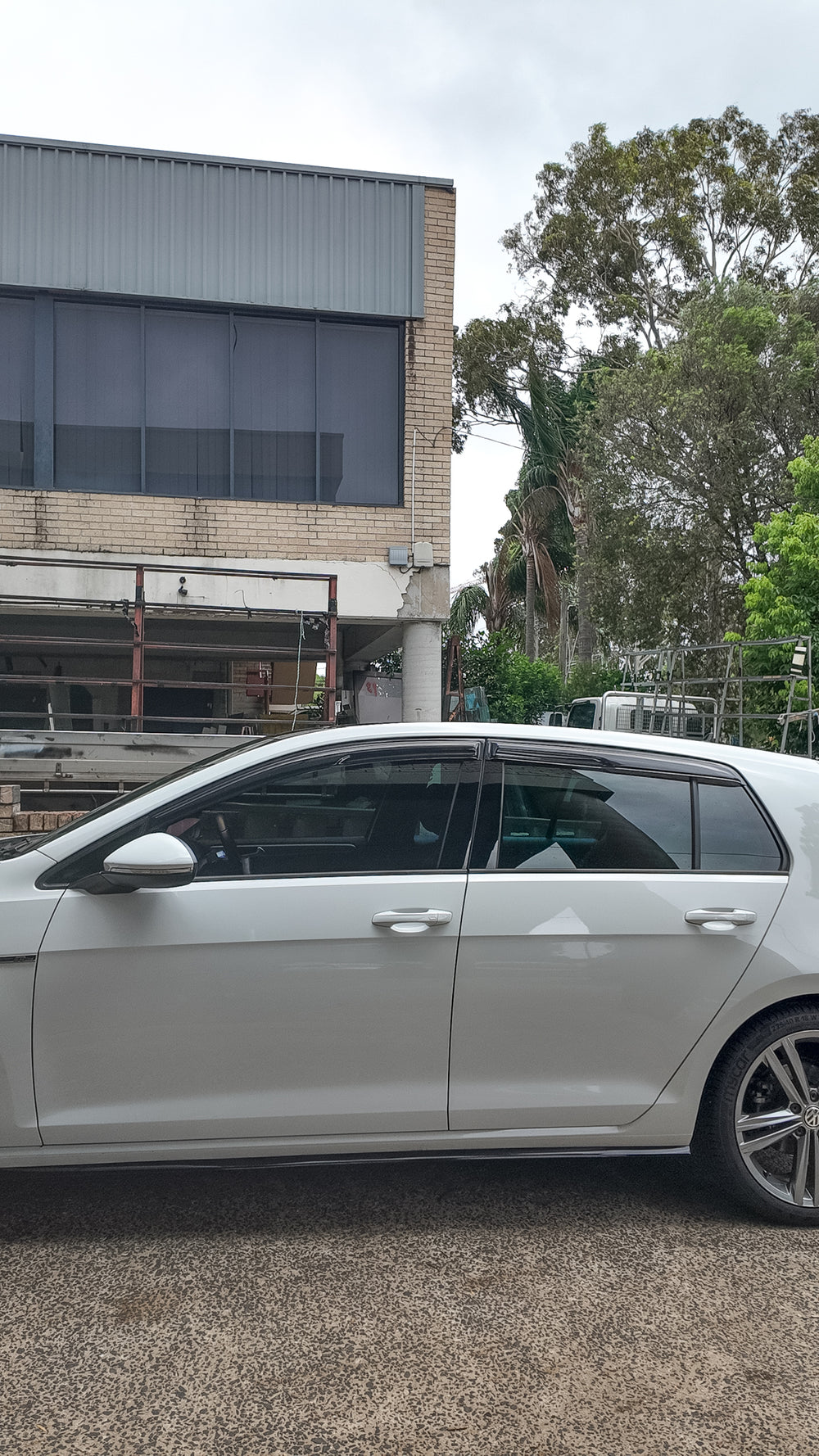 Weather Shield / Window Visor for 2014-2019 VW GOLF MK7 and MK7.5 (Set