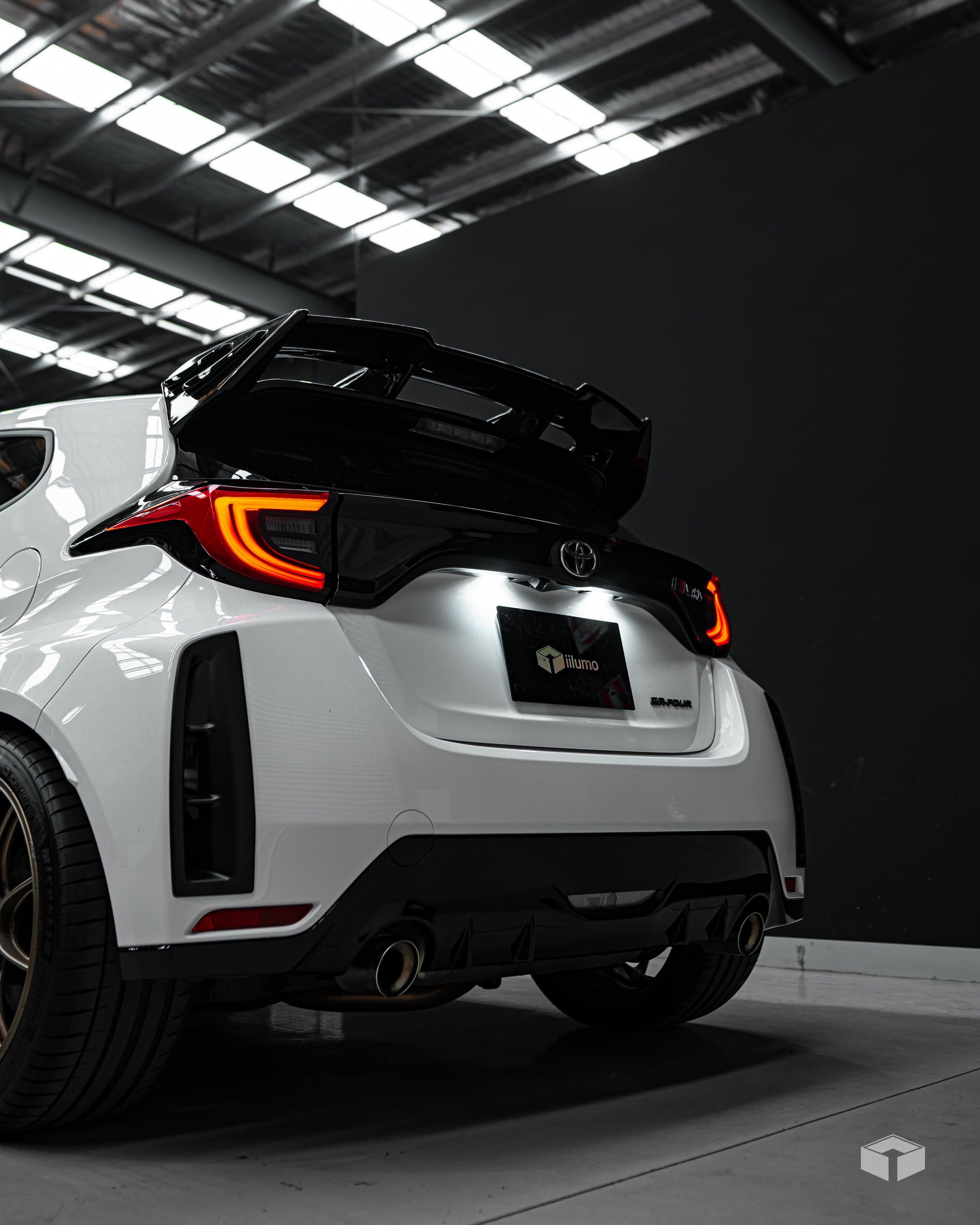 GR YARIS : LED PACKAGE - iilumo