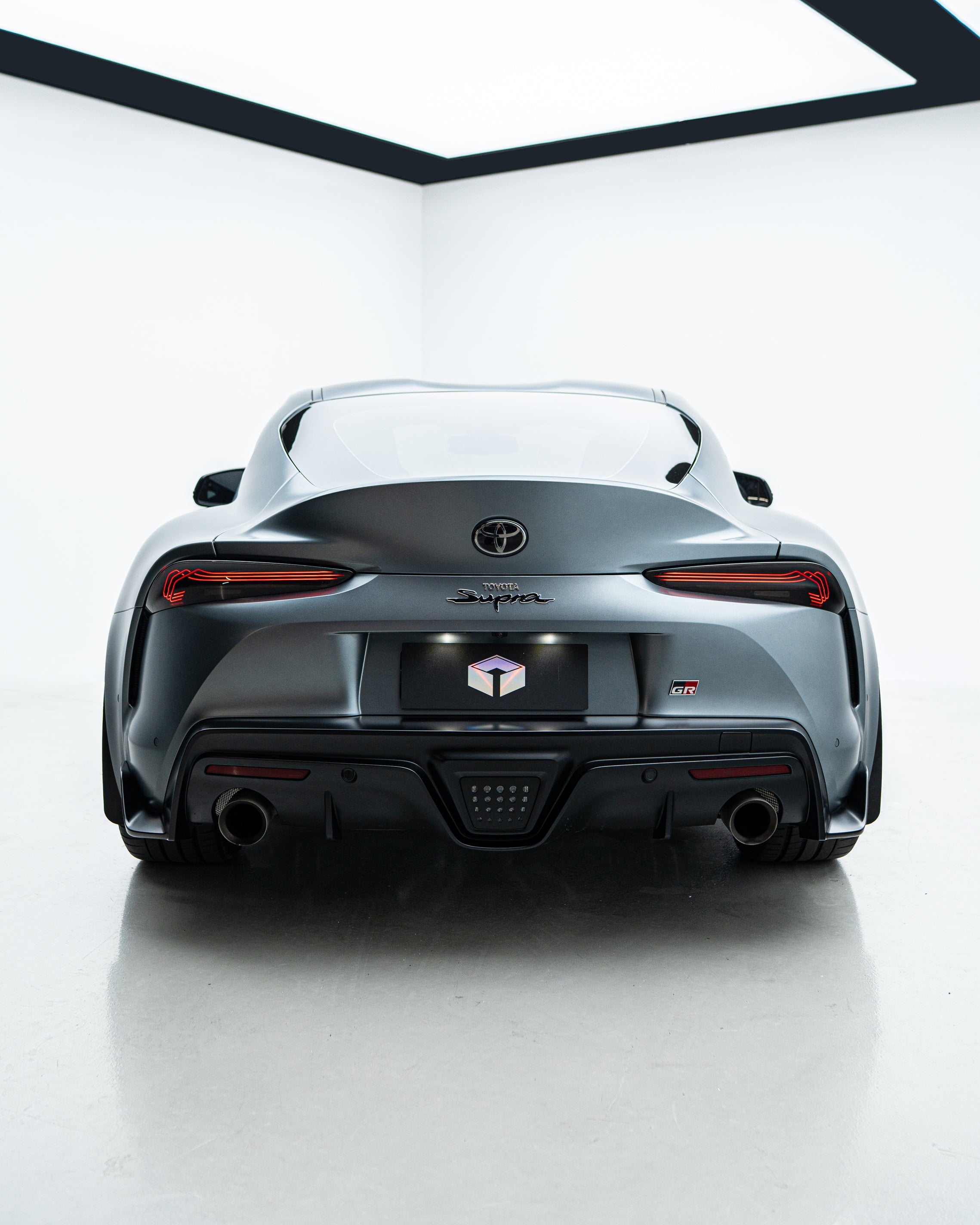CSL LASER STYLE LUXX-SERIES LED TAIL LIGHTS FOR TOYOTA GR SUPRA A90 A91 - iilumo