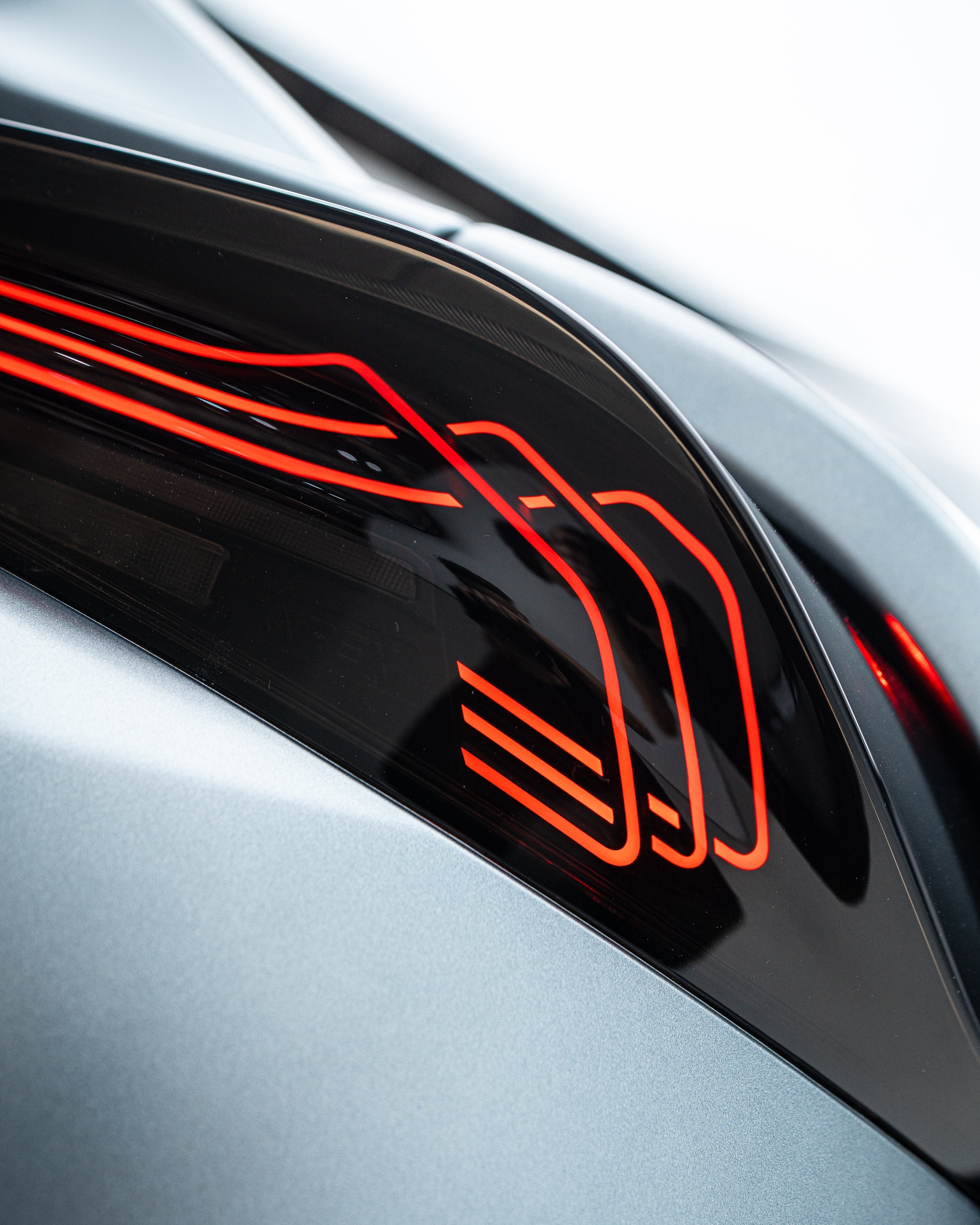 CSL LASER STYLE LUXX-SERIES LED TAIL LIGHTS FOR TOYOTA GR SUPRA A90 A91 - iilumo