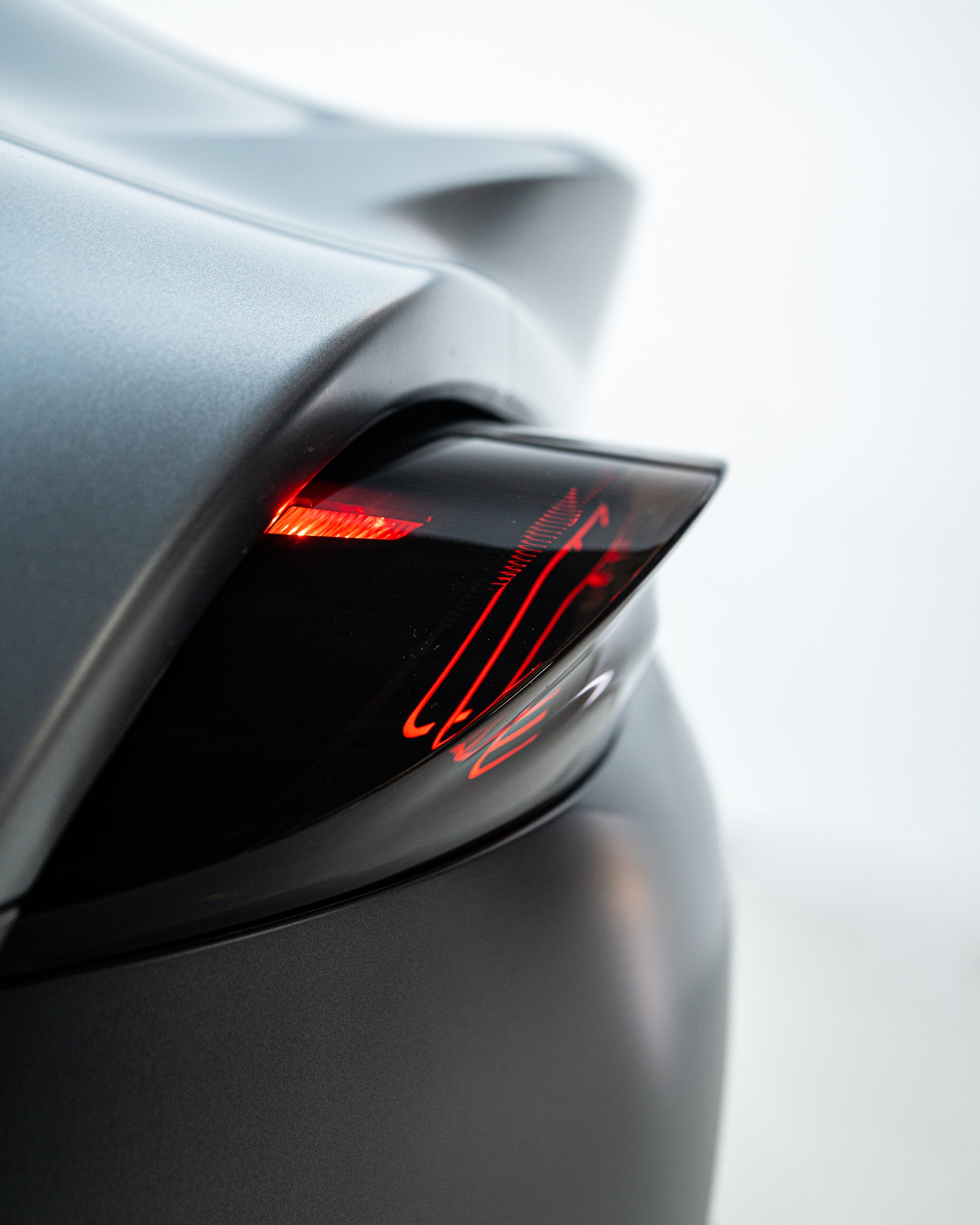 CSL LASER STYLE LUXX-SERIES LED TAIL LIGHTS FOR TOYOTA GR SUPRA A90 A91 - iilumo