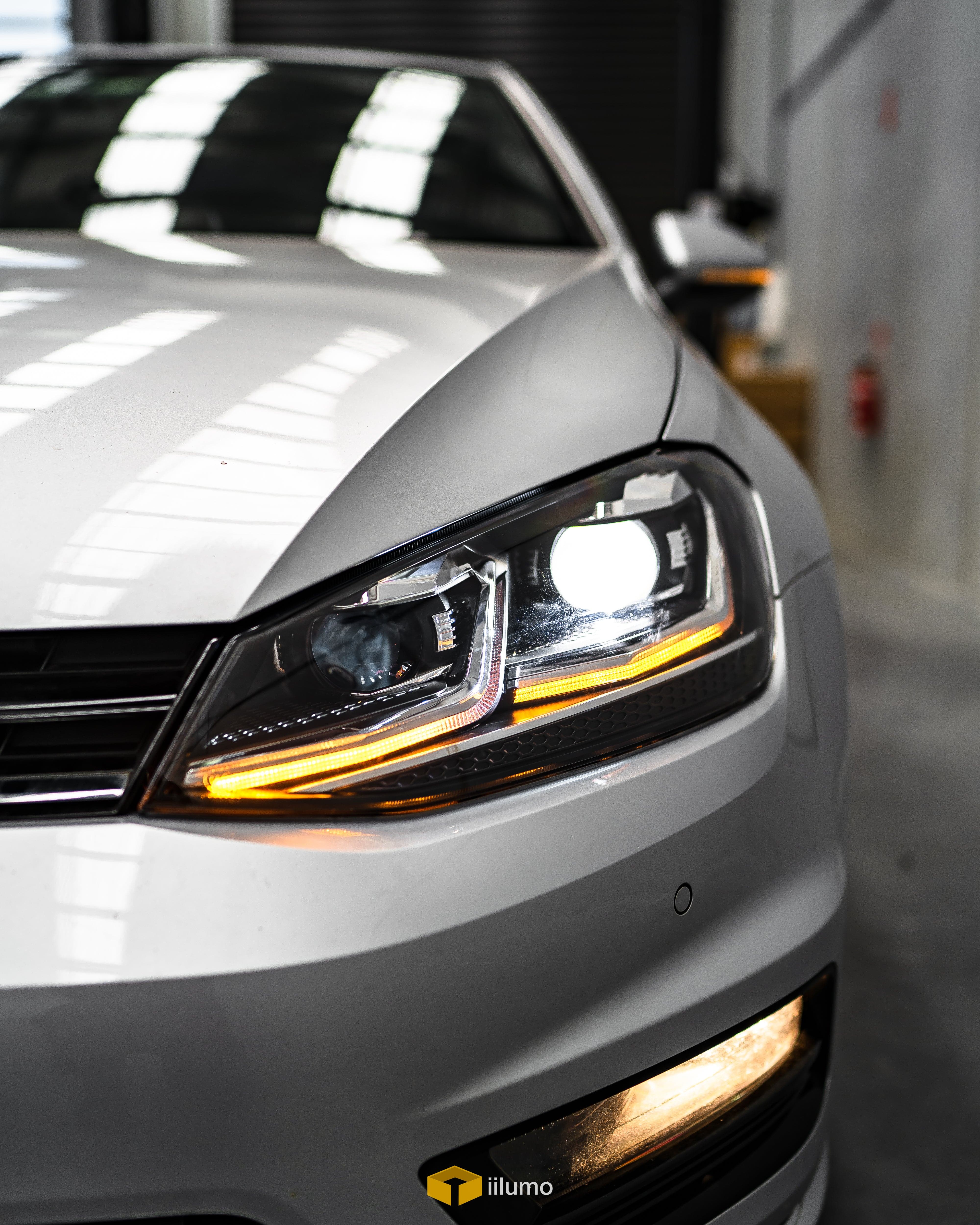 2012-2020 VW MK7.5R STYLE SEQUENTIAL LED HEADLIGHTS (MK7) - iilumo