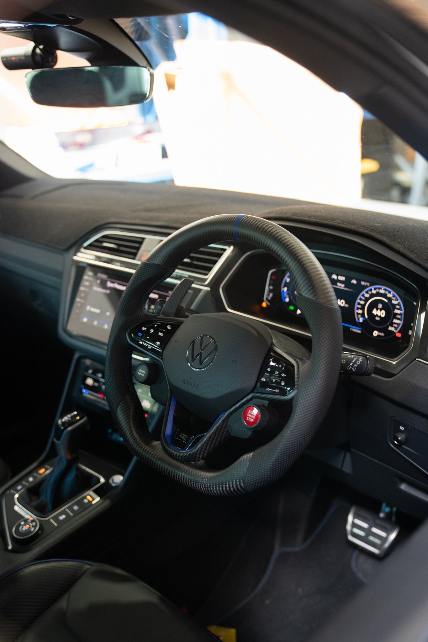 VW 2020+ Golf / Tiguan / T-Roc / Touareg Carbon Steering Wheel