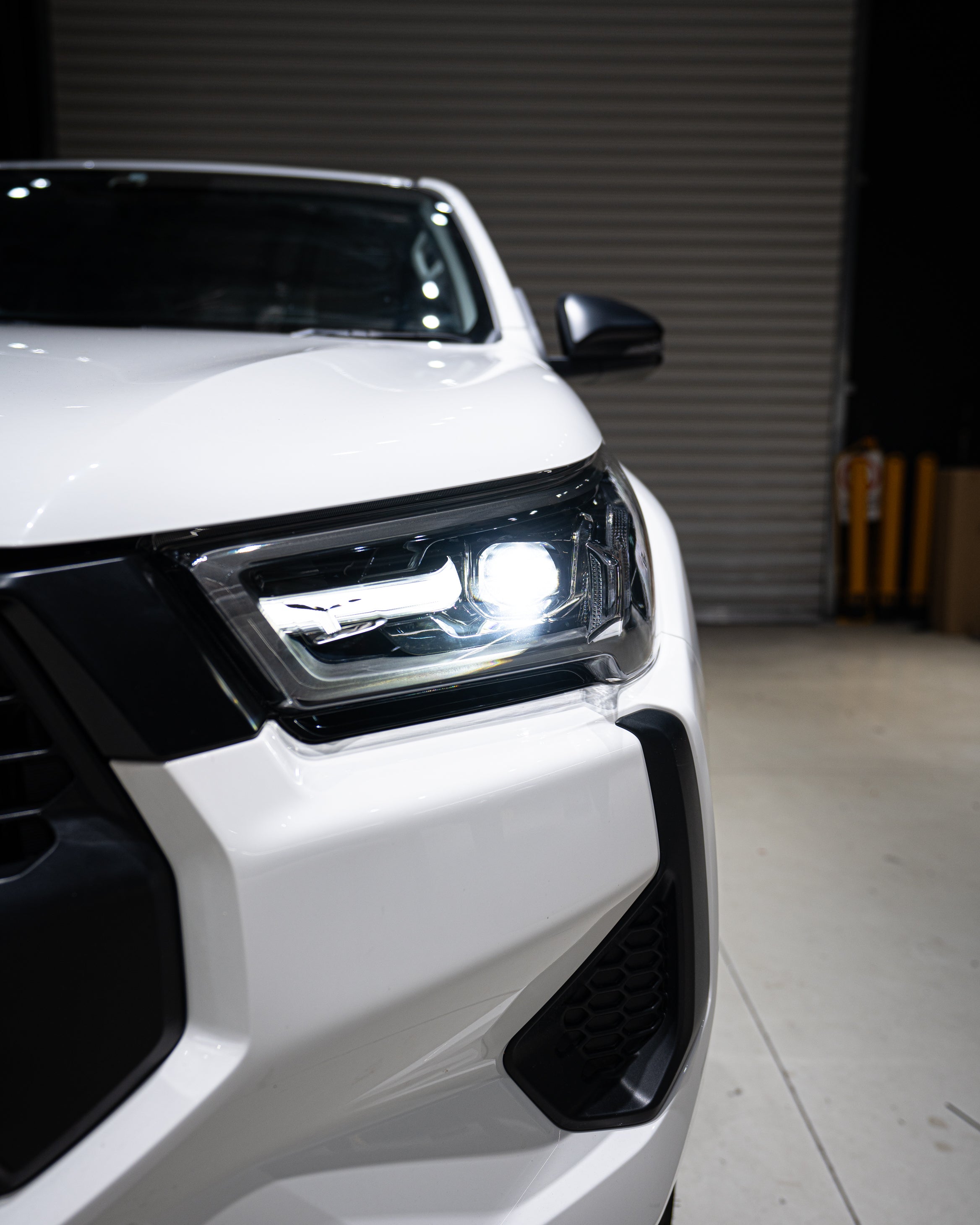 2021-2024 TOYOTA HILUX LED HEADLIGHTS - iilumo