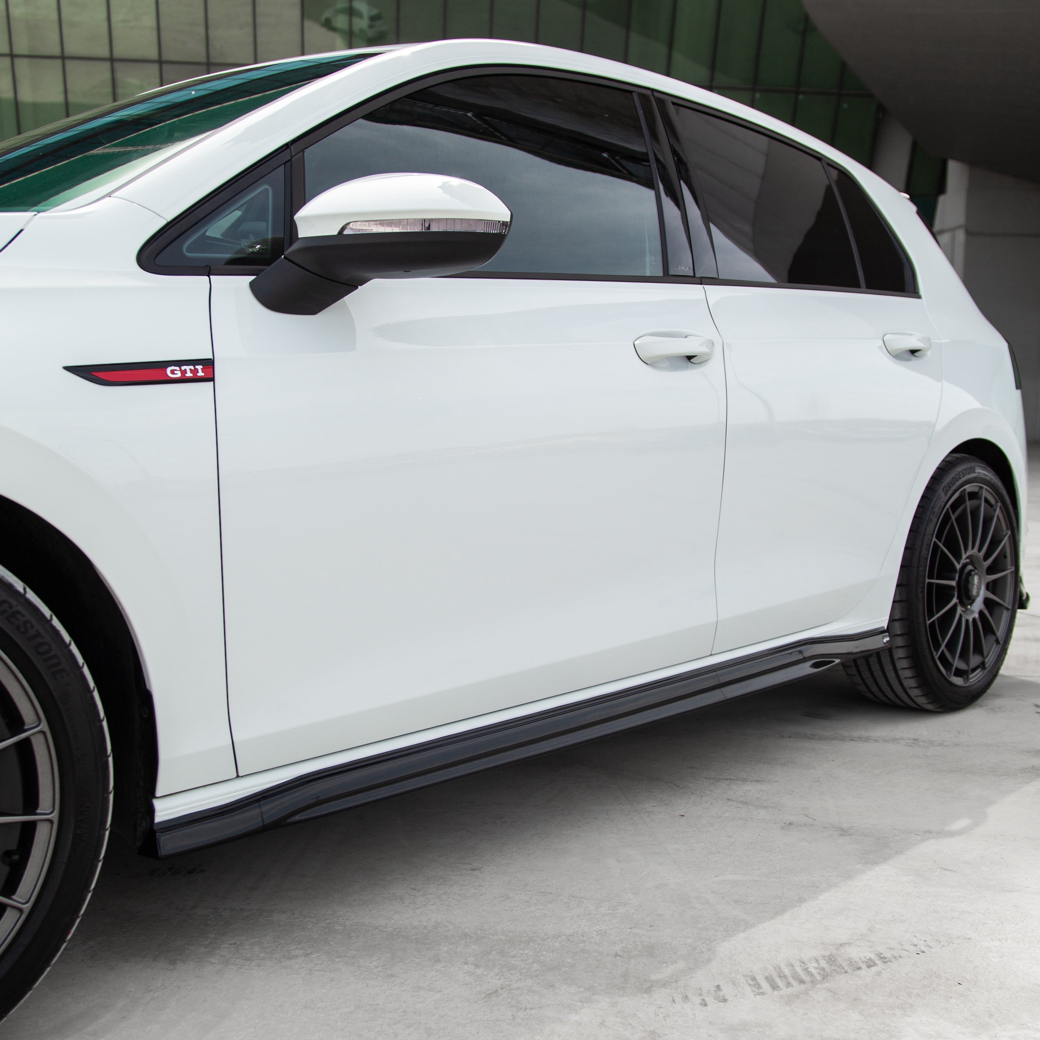 Side Skirts VW Golf Mk 8 GTI / GTI Clupsport / GTD / R-Line 2020+ Verison 2