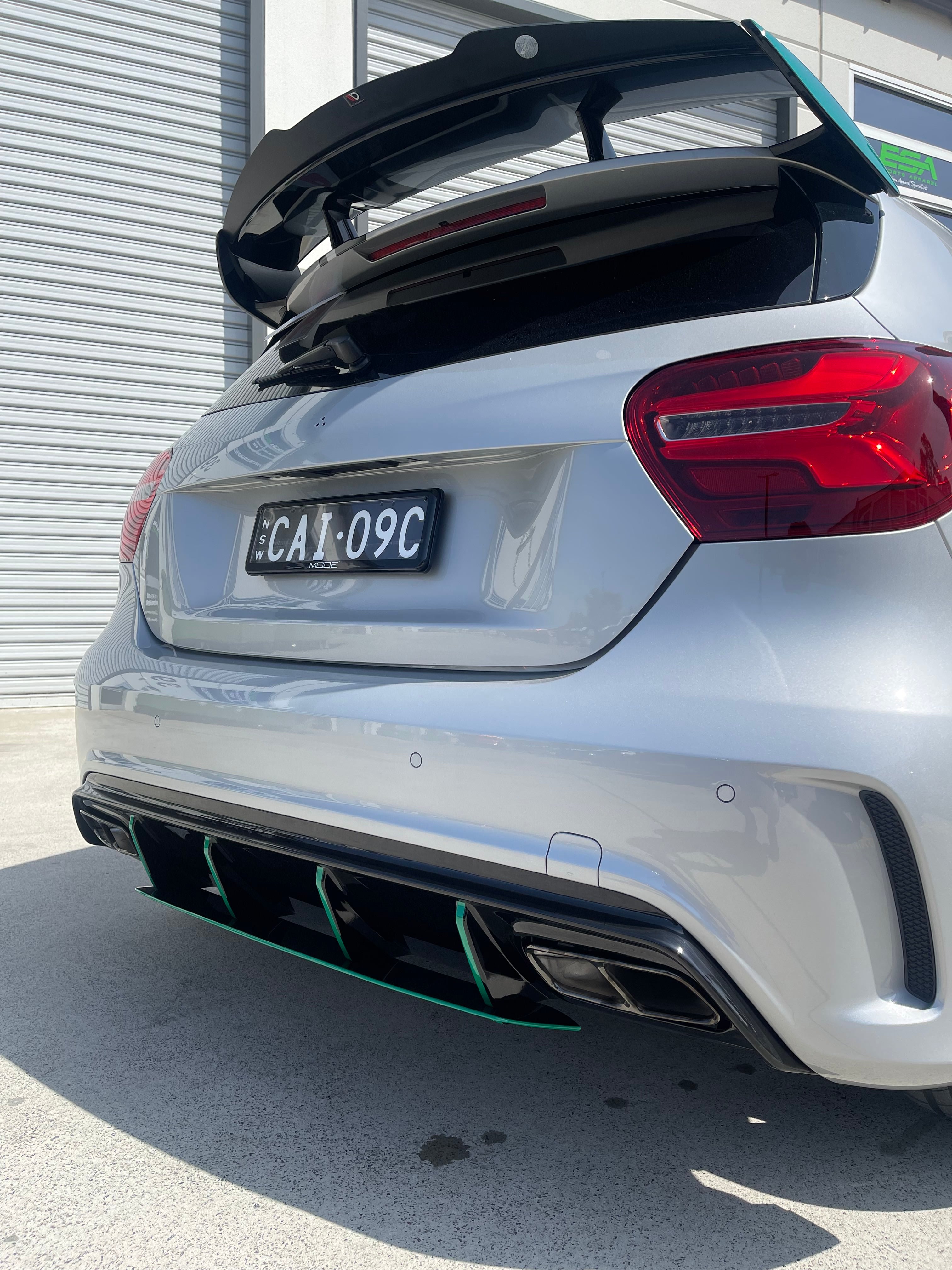 AMG Style Rear Diffuser to suit Mercedes Benz W176 (With Exhaust Tips)