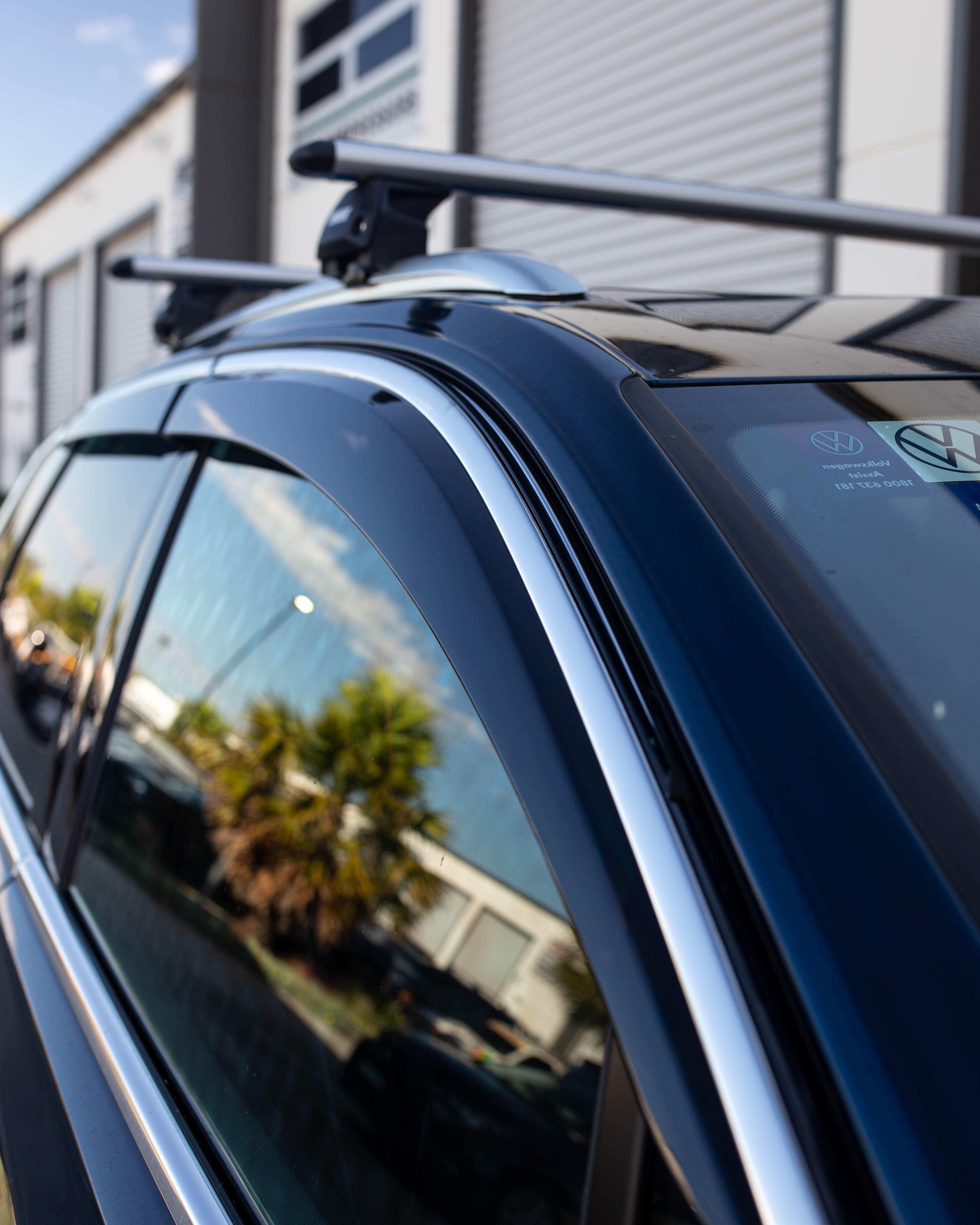 Weather Shield / Window Visor for VOLKSWAGEN Touareg 2018+ (Stainless Trim)