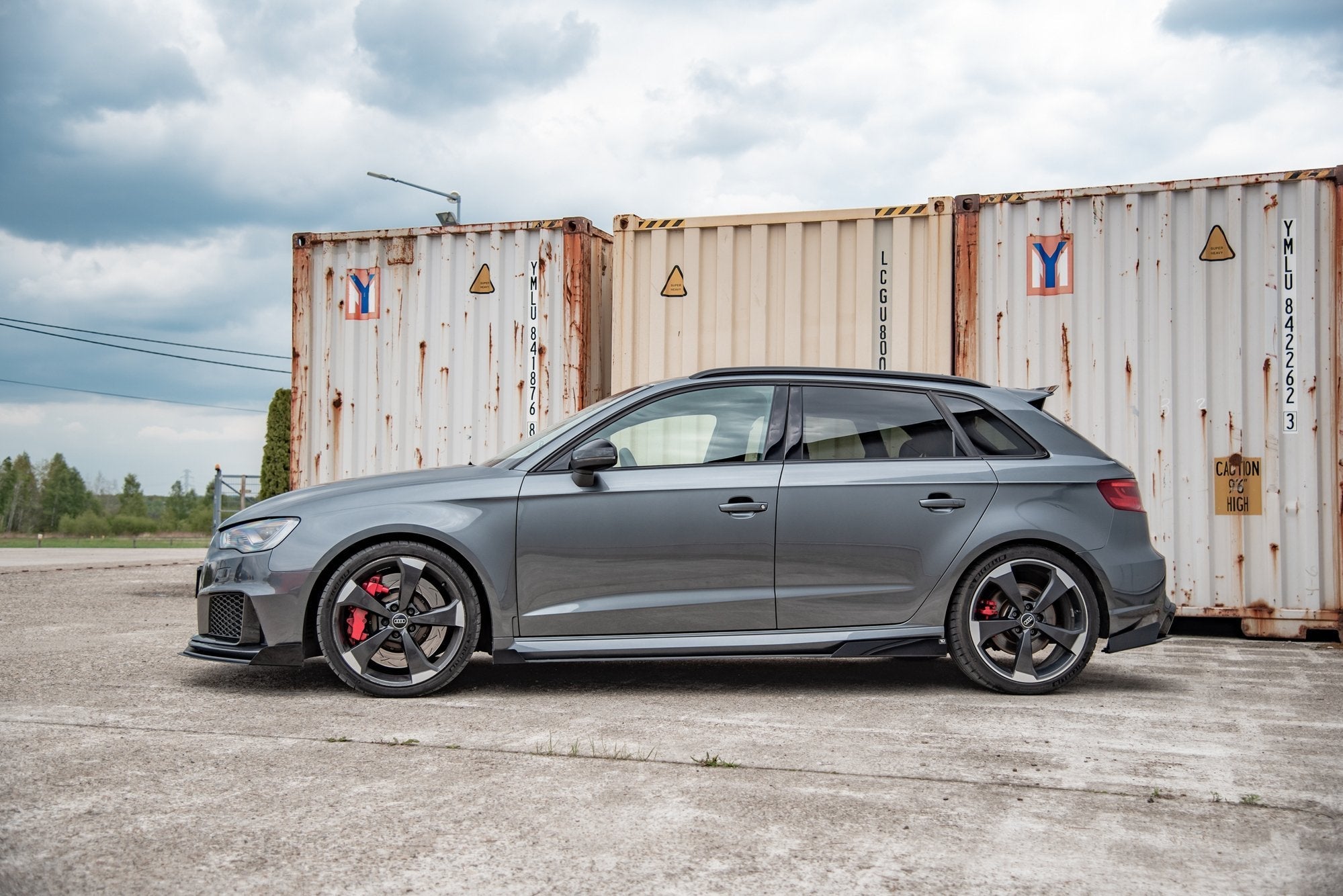 Maxton Design Racing  Side Flaps Audi RS3 8VA Sportback