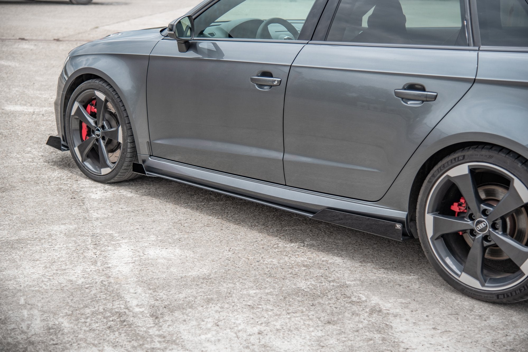 Maxton Design Racing  Side Flaps Audi RS3 8VA Sportback
