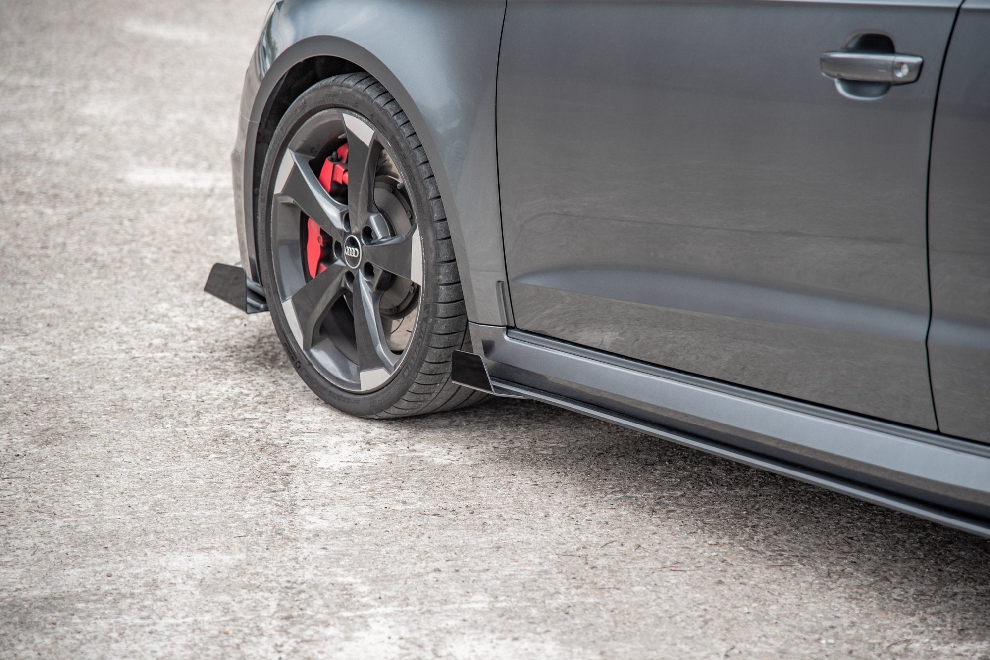 Maxton Design Racing  Side Flaps Audi RS3 8VA Sportback