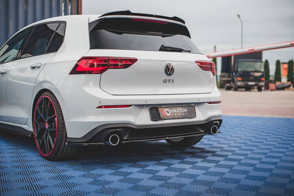 Maxton Design Central Rear Splitter VW Golf Mk8 GTI