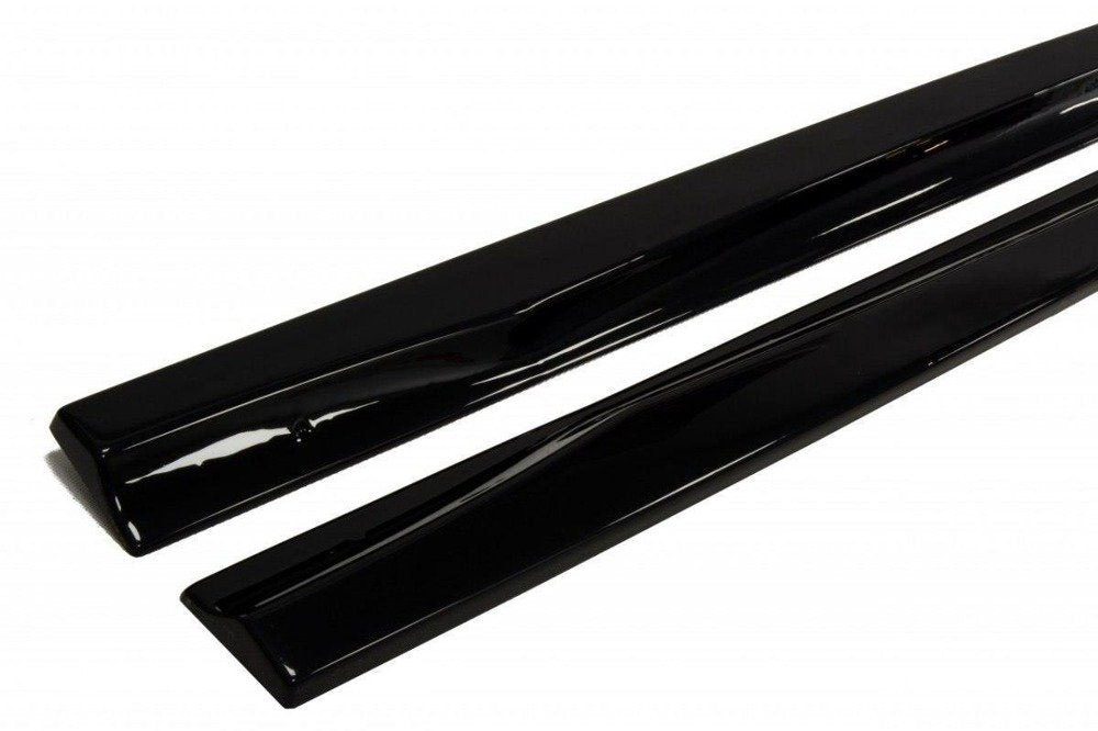 Maxton Design Renault Megane 3 RS Side Skirts