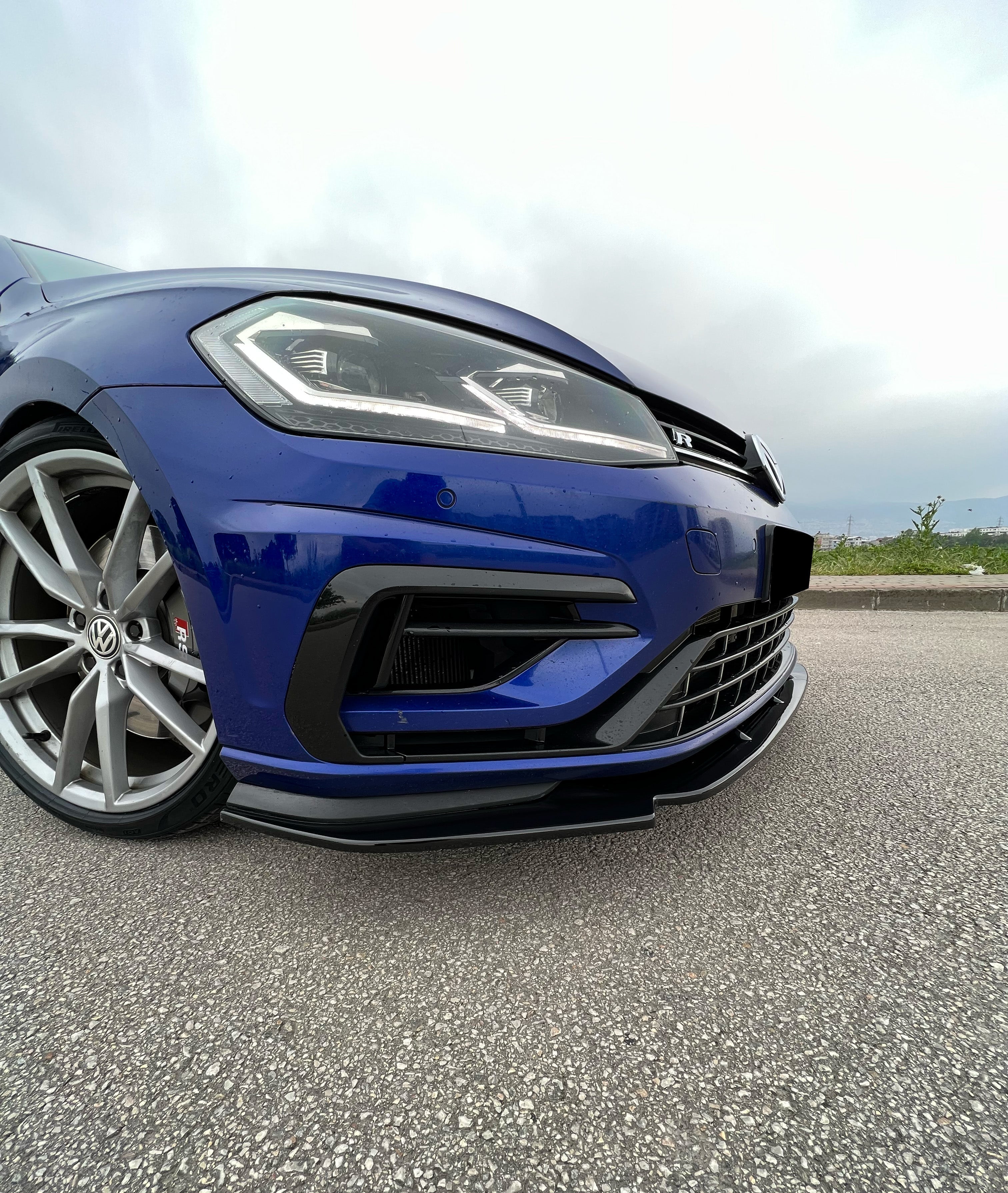 Front Splitter VW Golf MK 7.5 R 2017-2020 Version 3