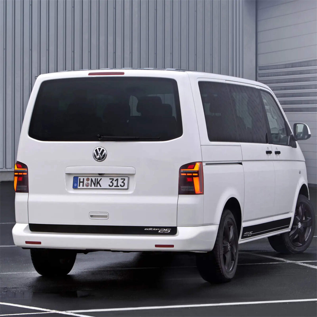 Volkswagen Multivan T5 Transporter Caravelle LED Tail Lights 2010–2014 (Clearance)